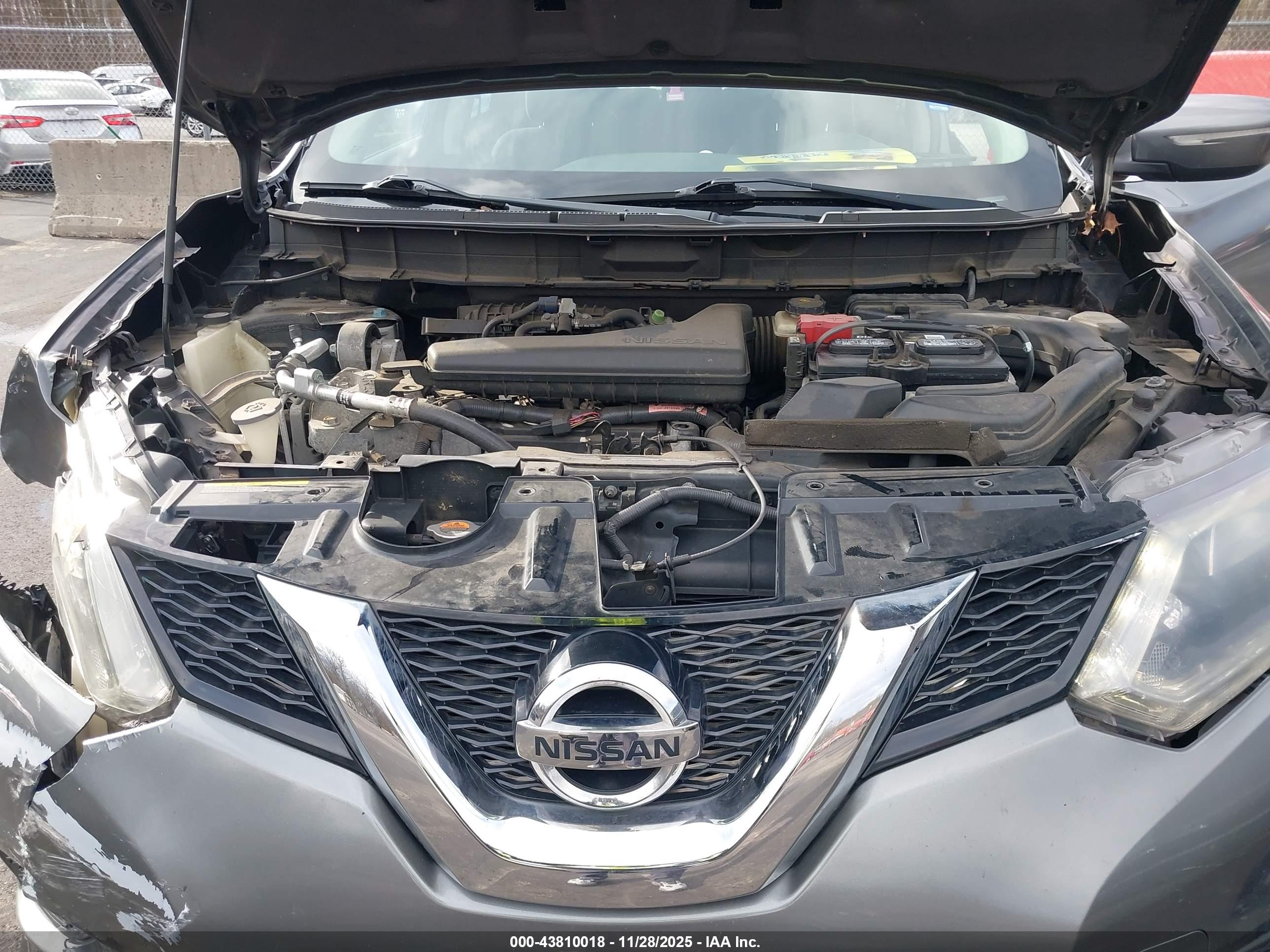NISSAN ROGUE image 10