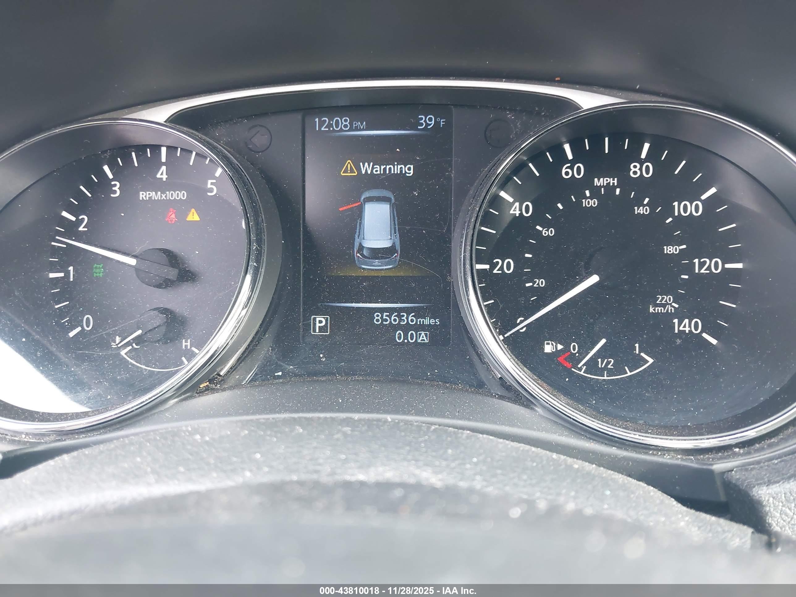NISSAN ROGUE image 7