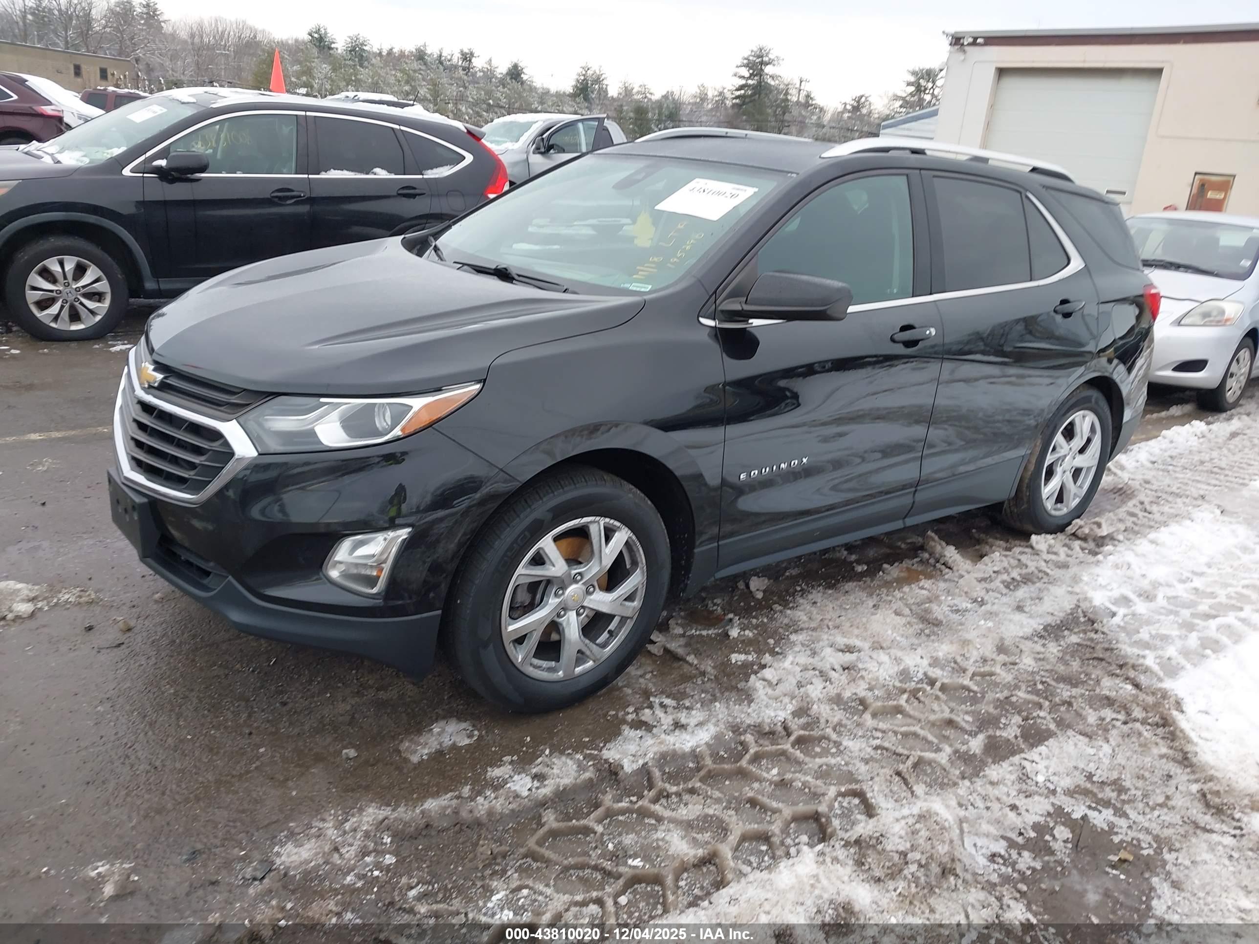 CHEVROLET EQUINOX image 2