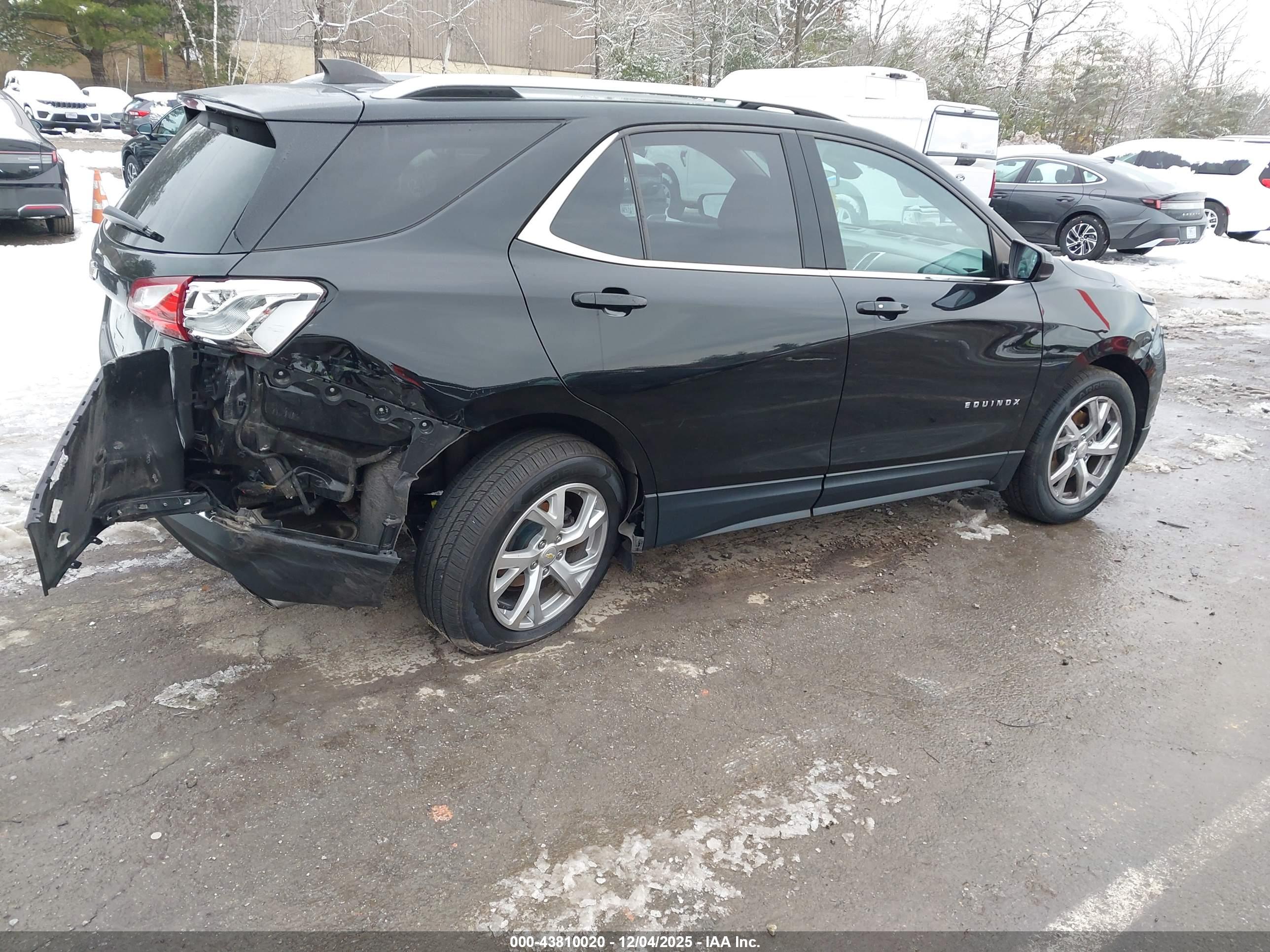 CHEVROLET EQUINOX image 4