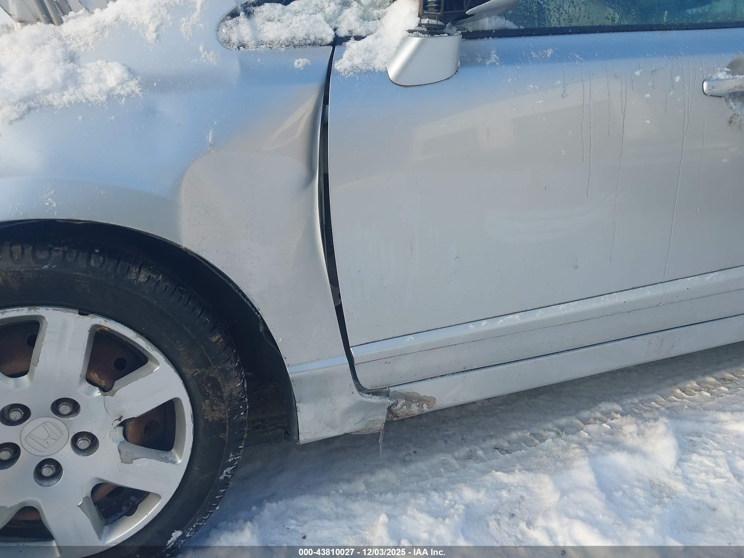 HONDA CIVIC image 6