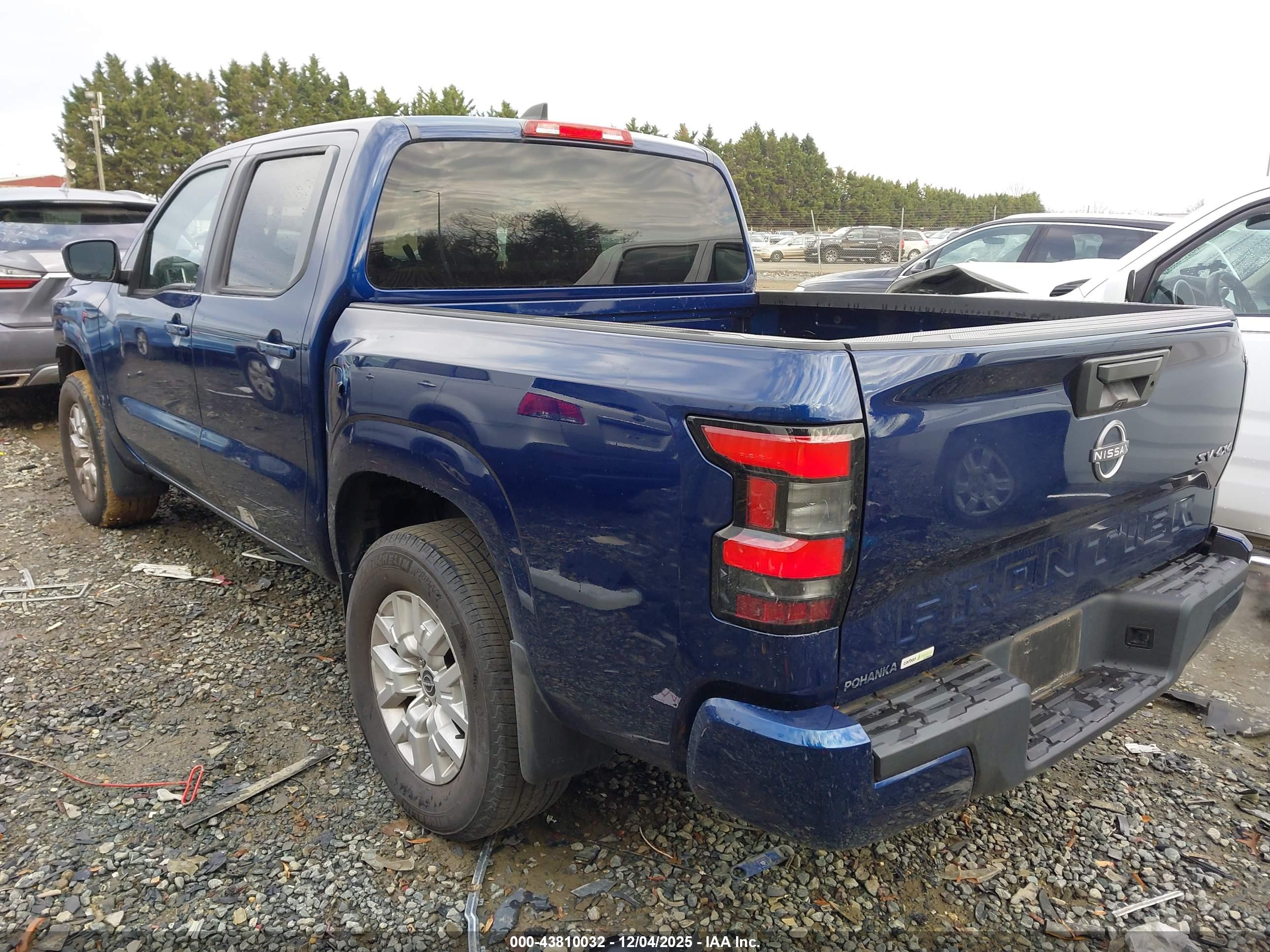 NISSAN FRONTIER image 3
