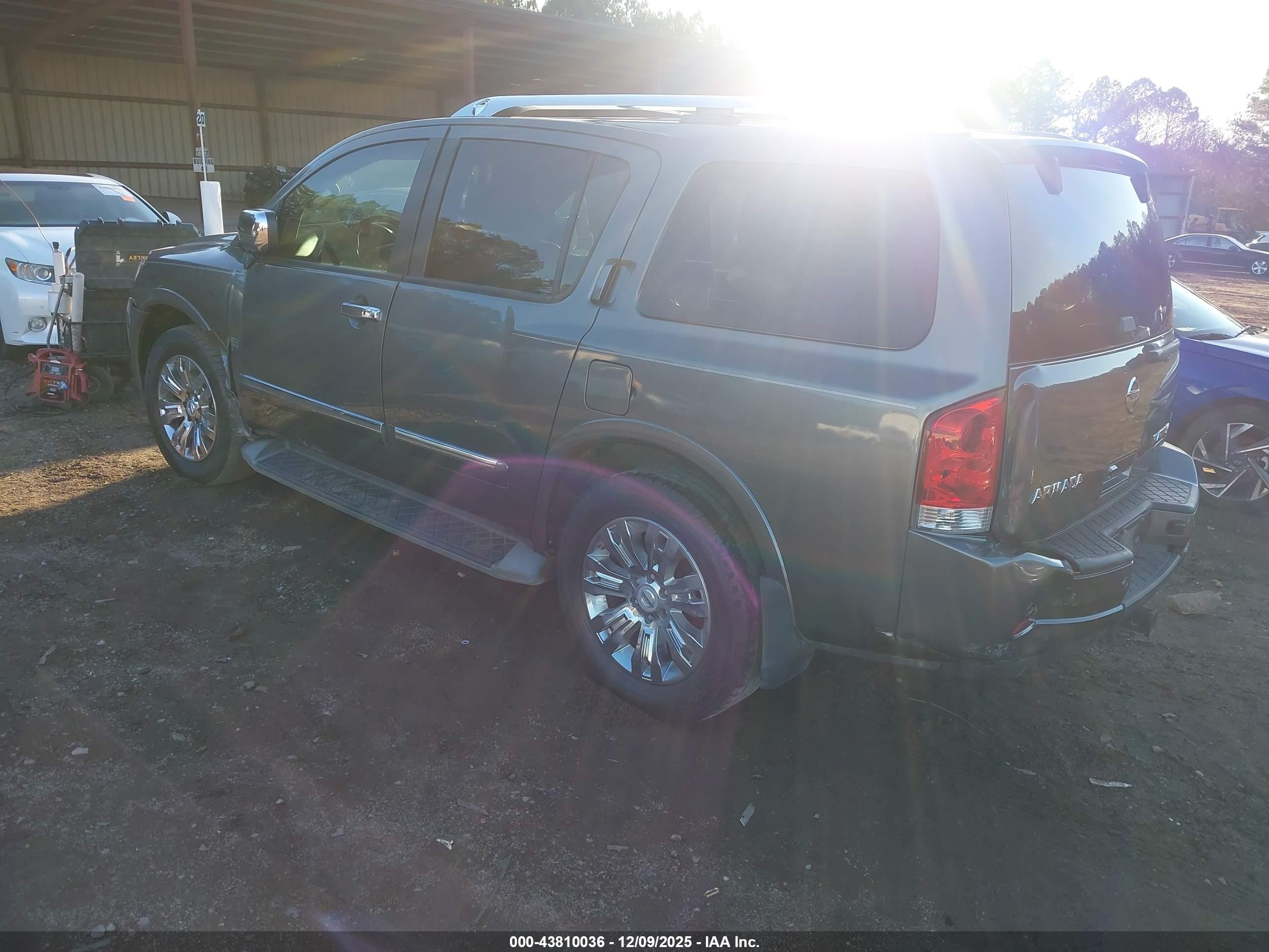 NISSAN ARMADA image 3