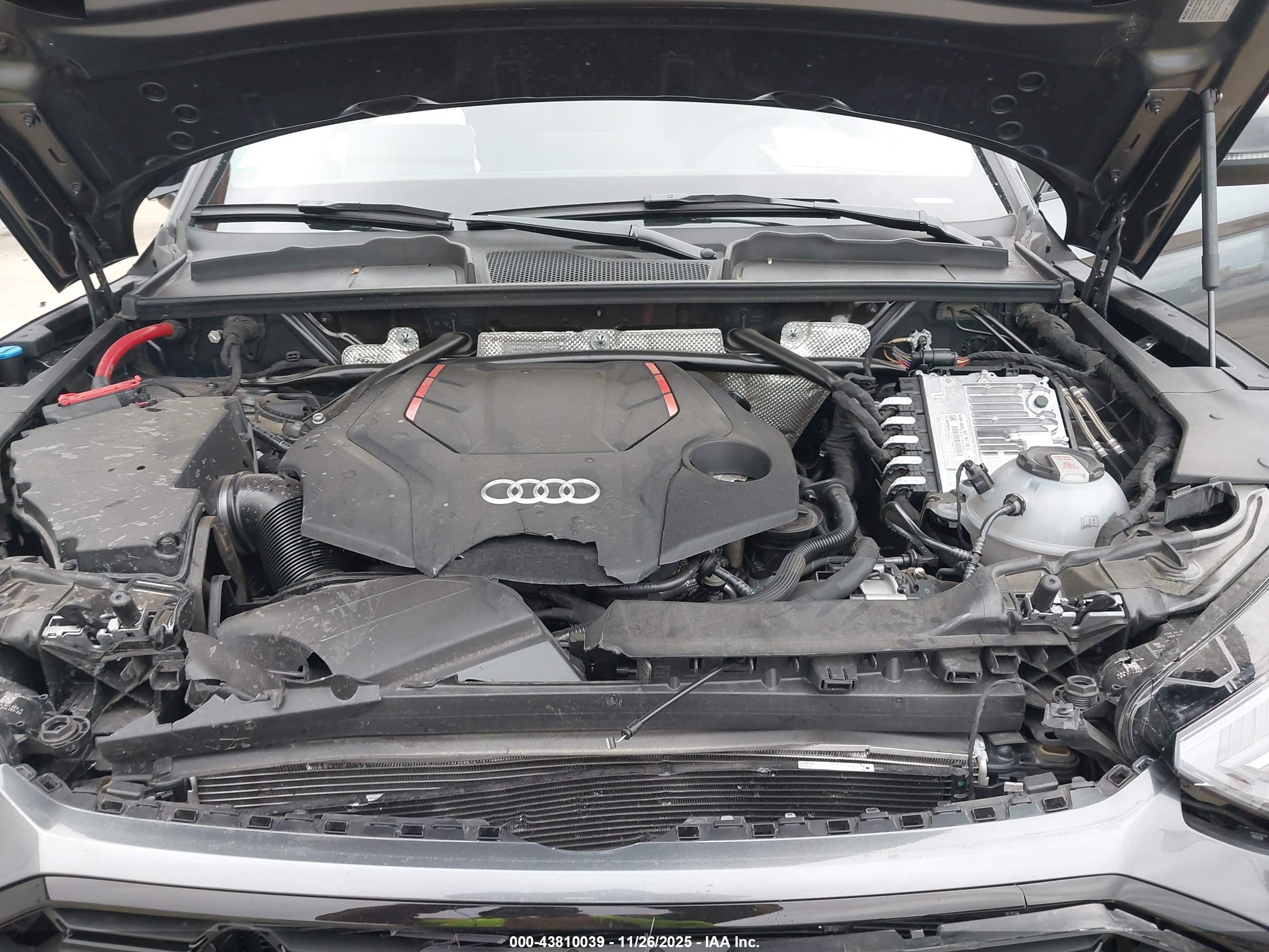 AUDI SQ5 image 10