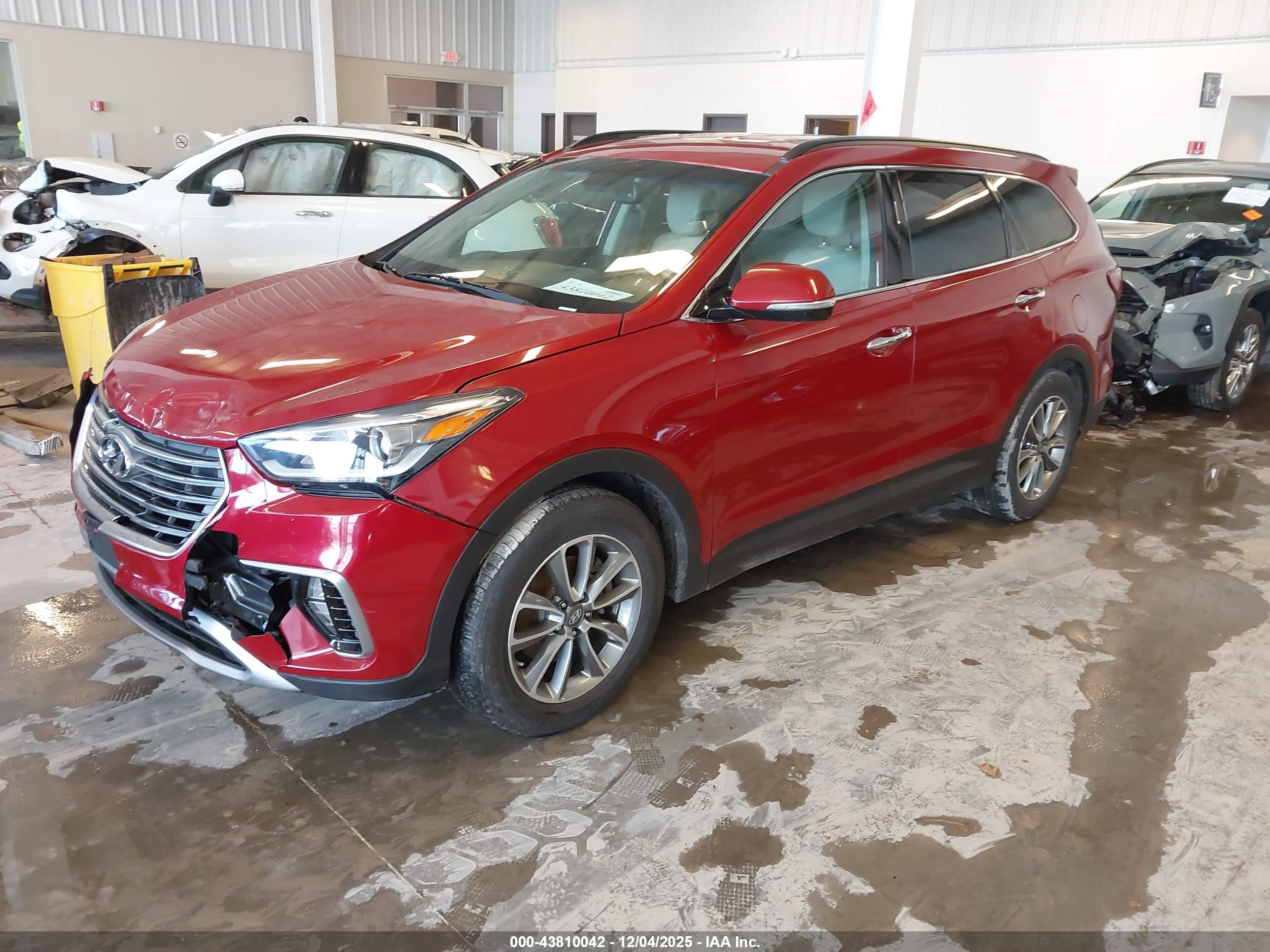 HYUNDAI SANTA image 2