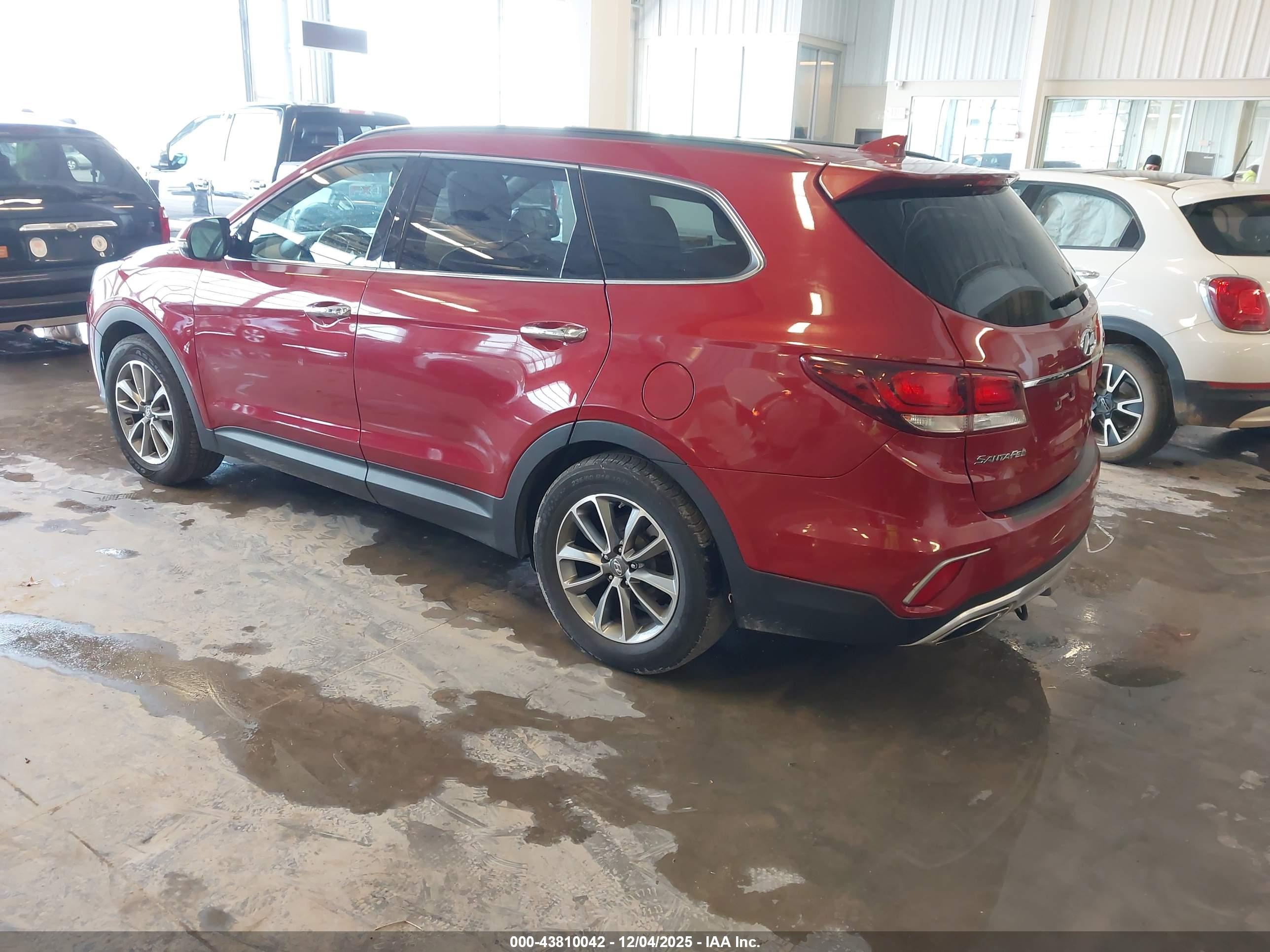 HYUNDAI SANTA image 3