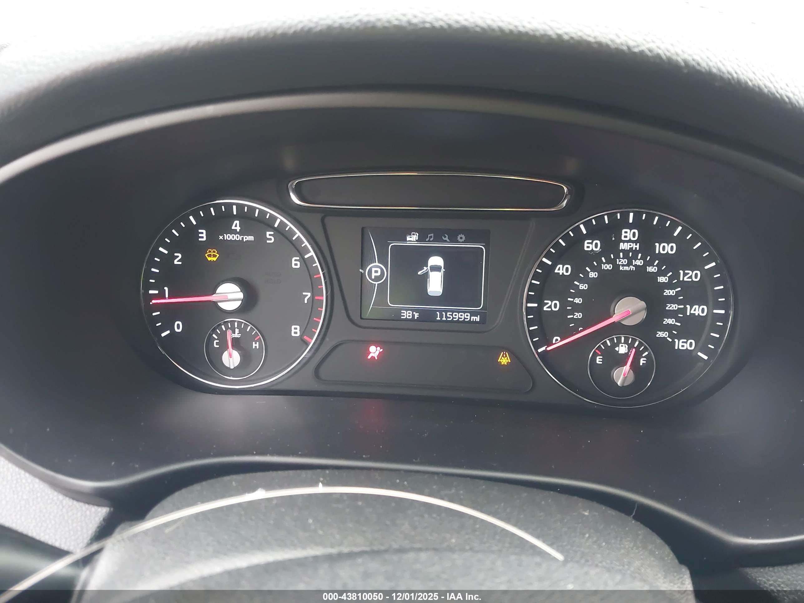 KIA SORENTO image 7