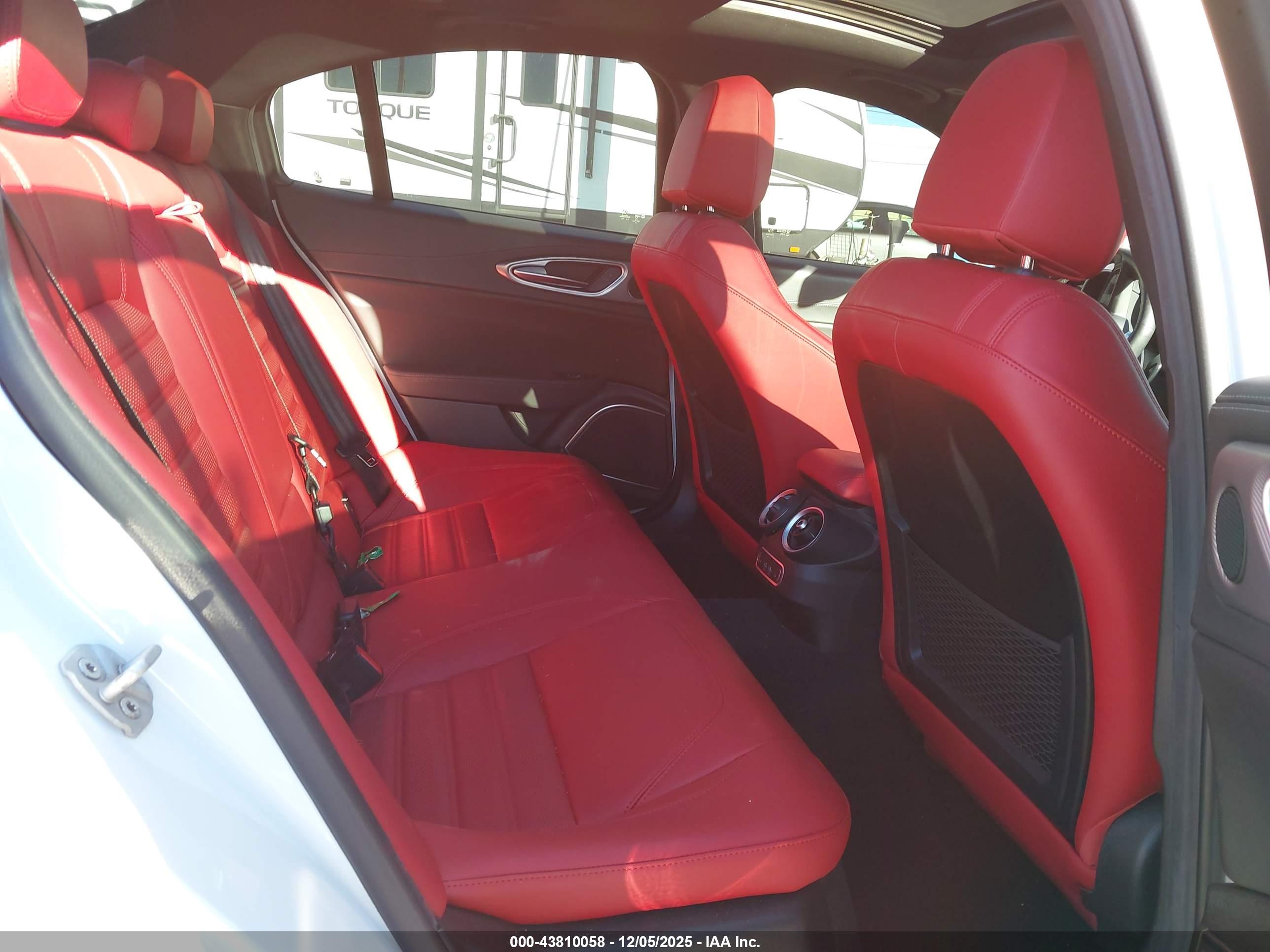 ALFA ROMEO image 8