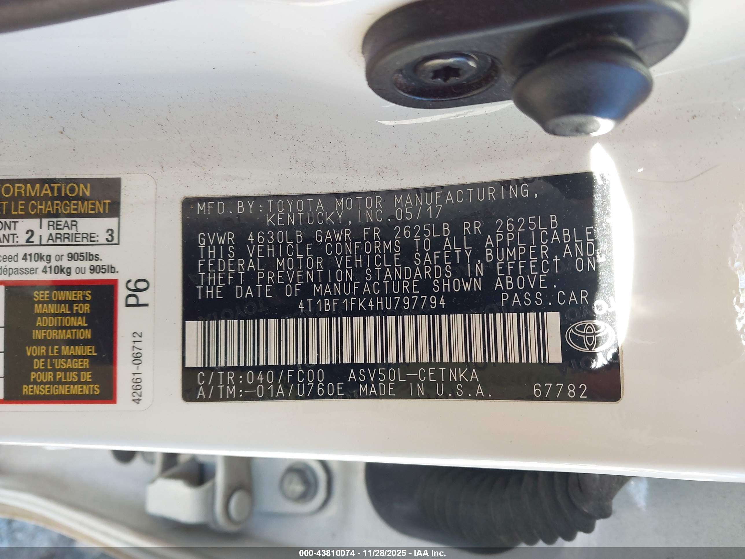 TOYOTA CAMRY image 9