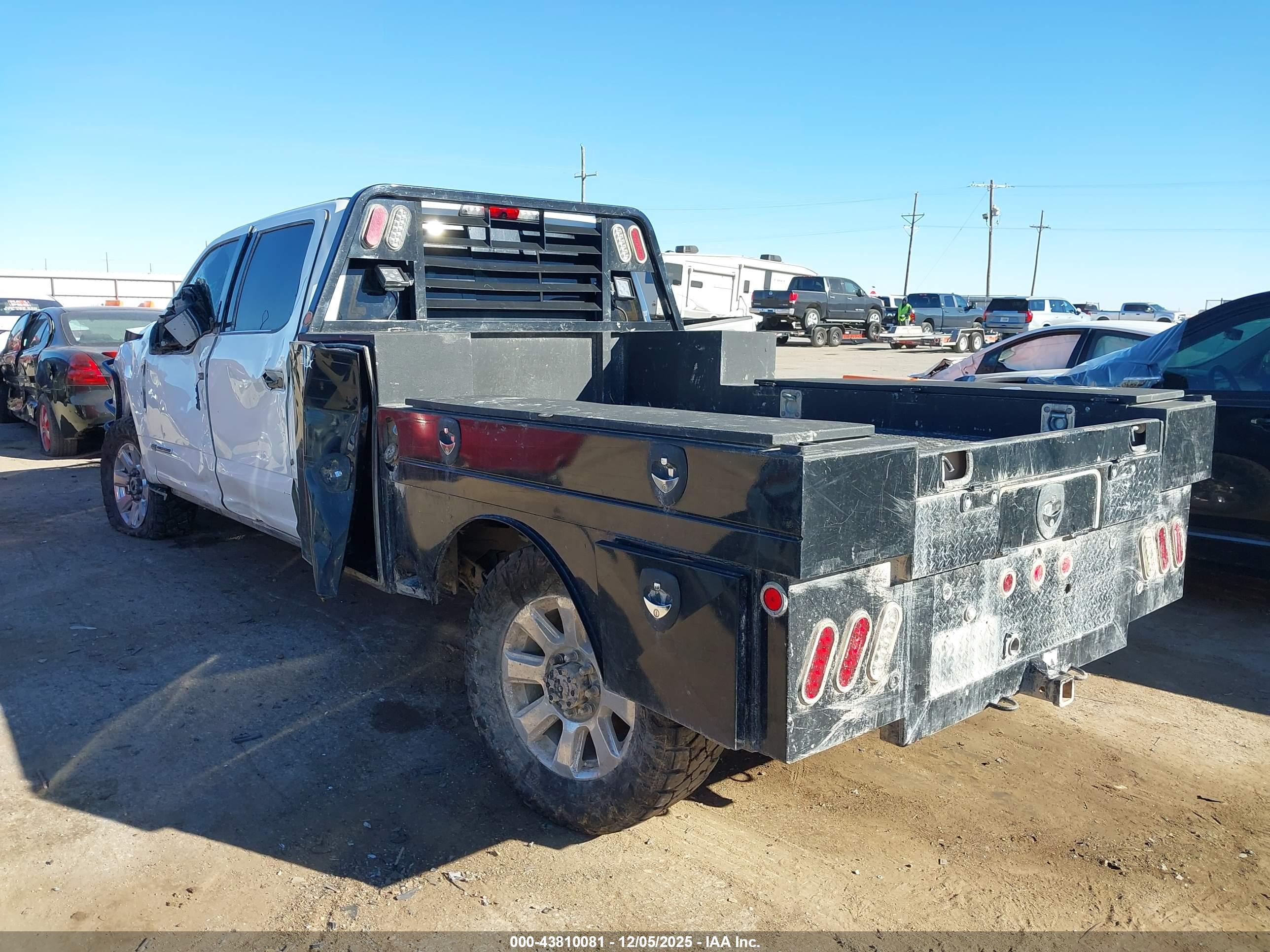 FORD F-350 image 3