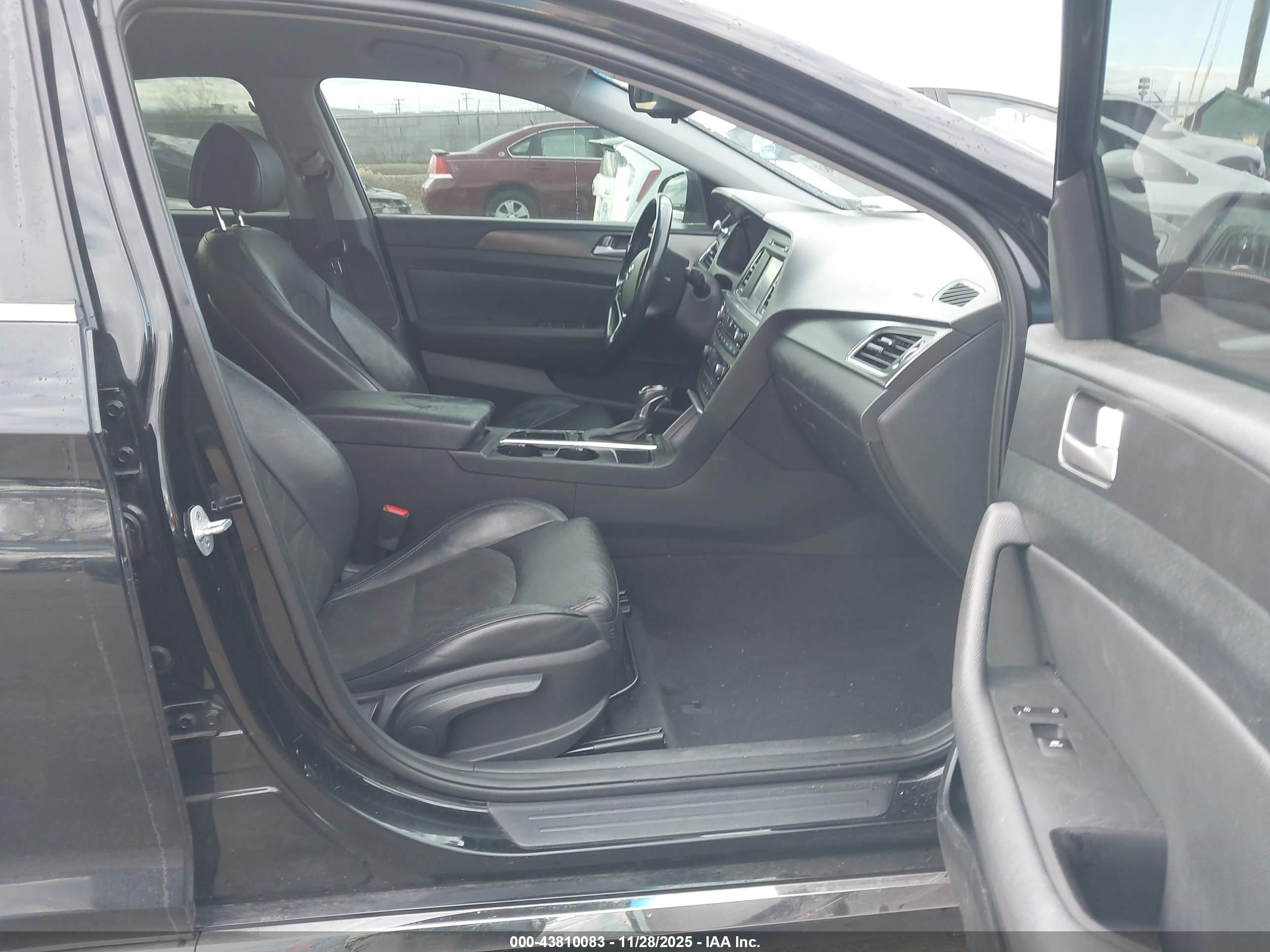 HYUNDAI SONATA image 5