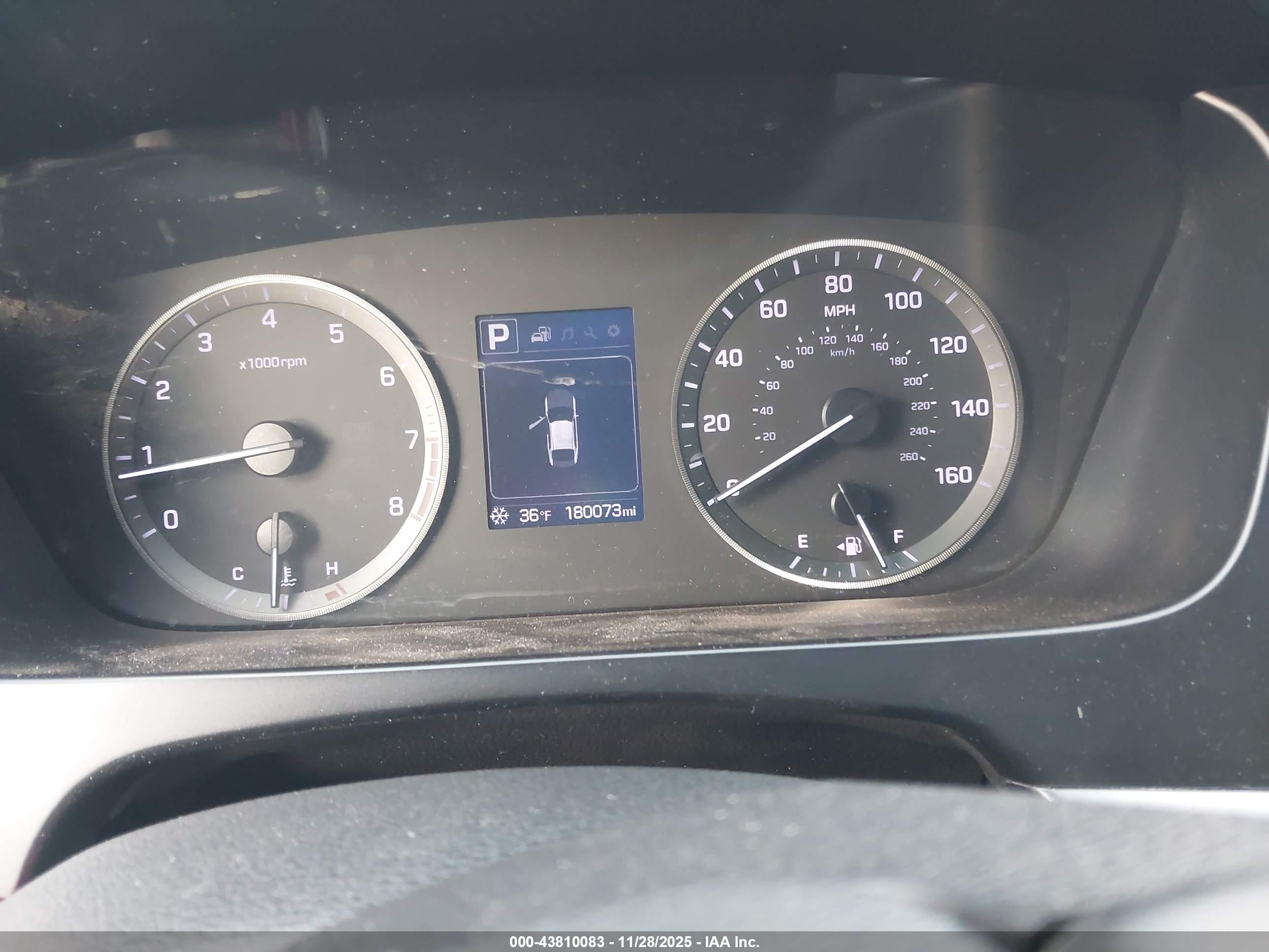 HYUNDAI SONATA image 7