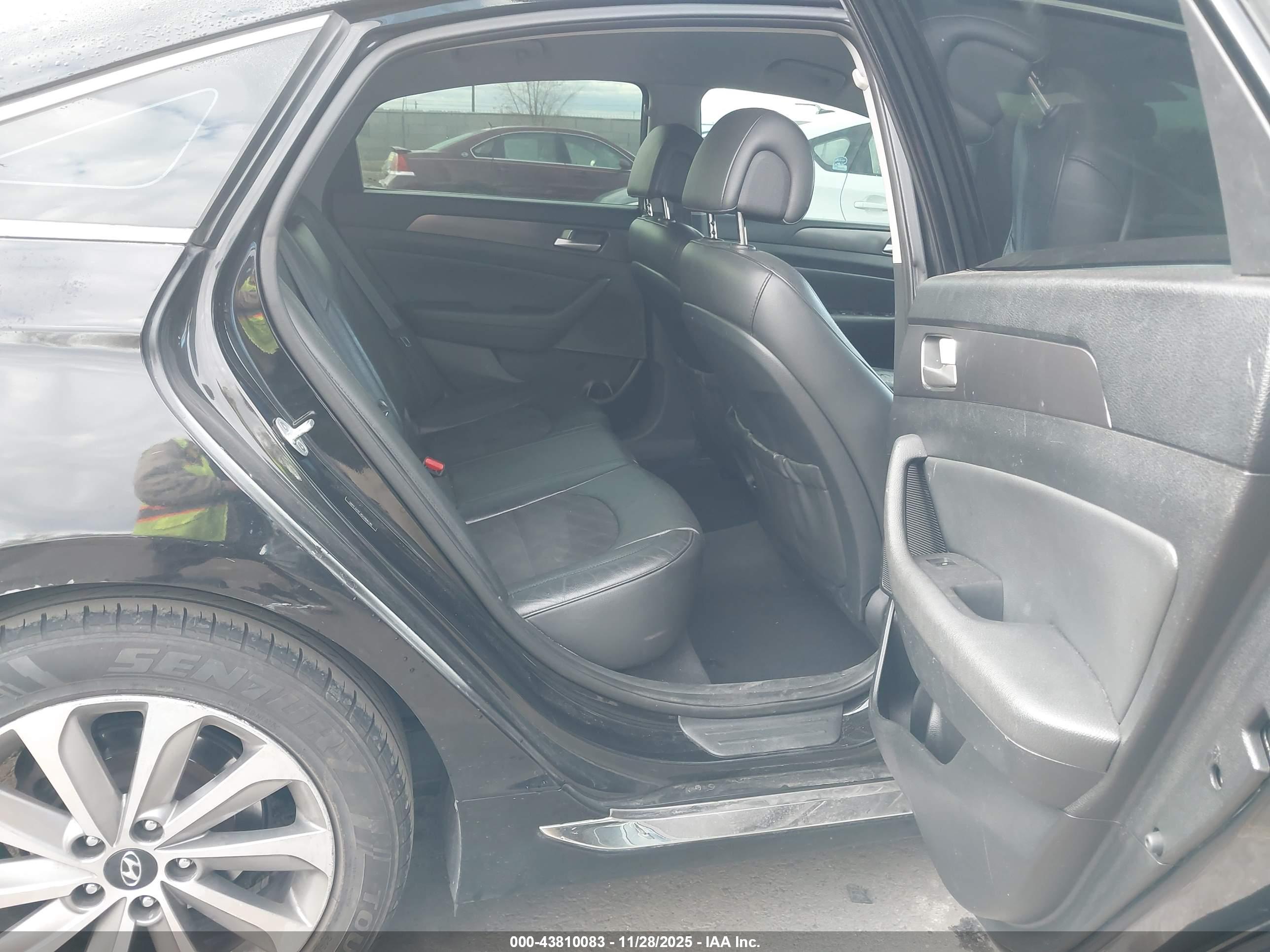 HYUNDAI SONATA image 8