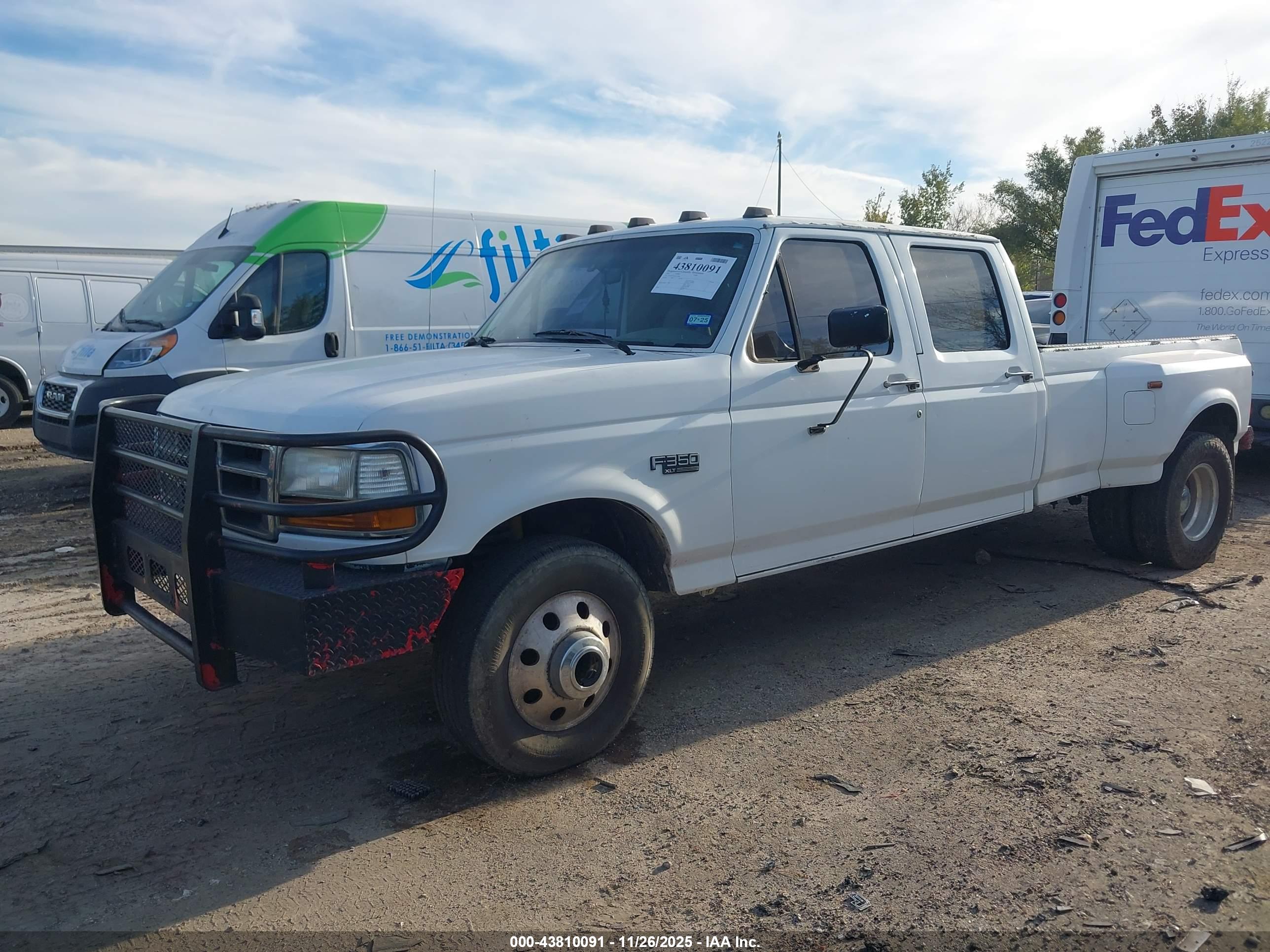 FORD F350 image 2