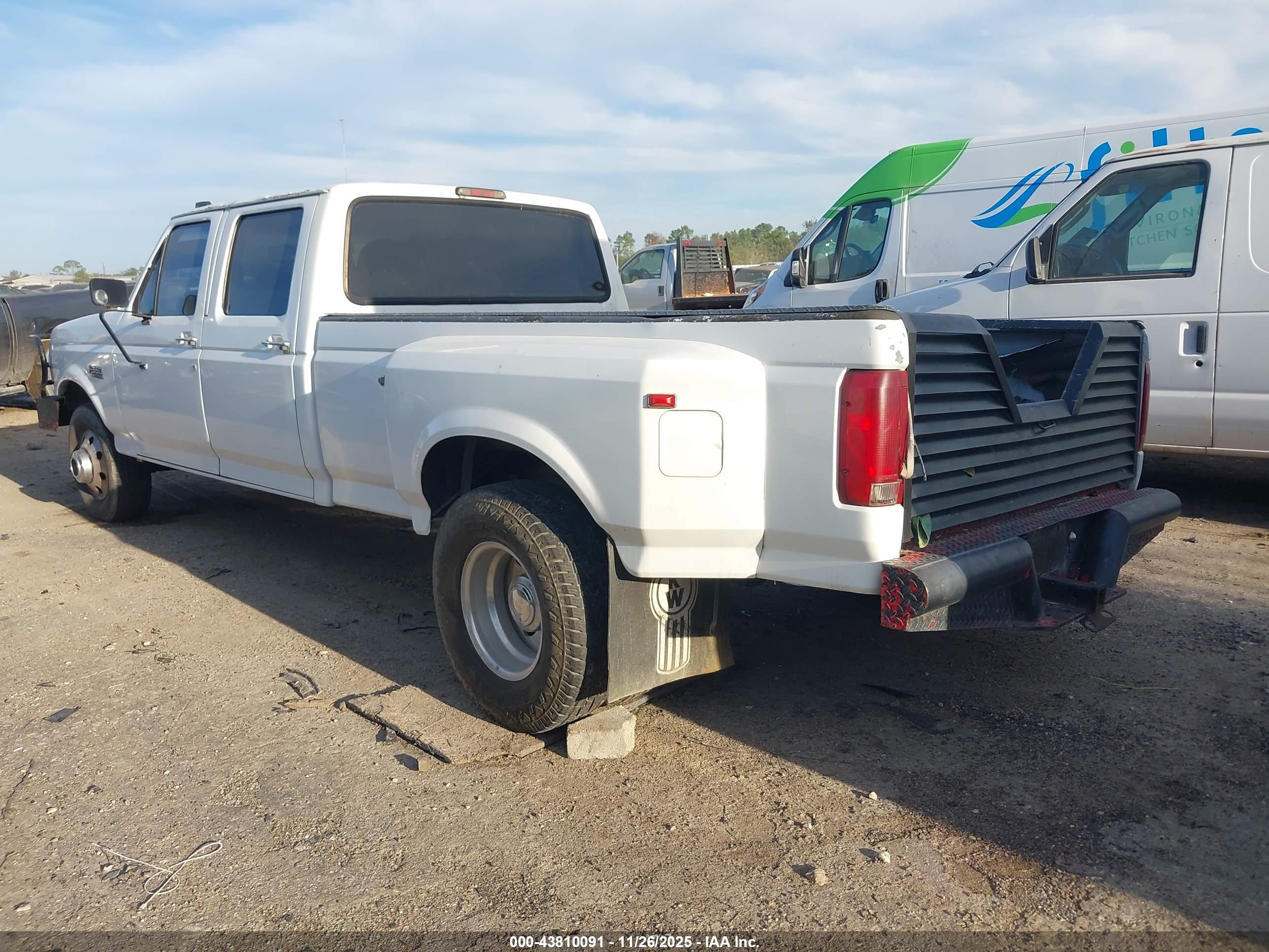 FORD F350 image 3