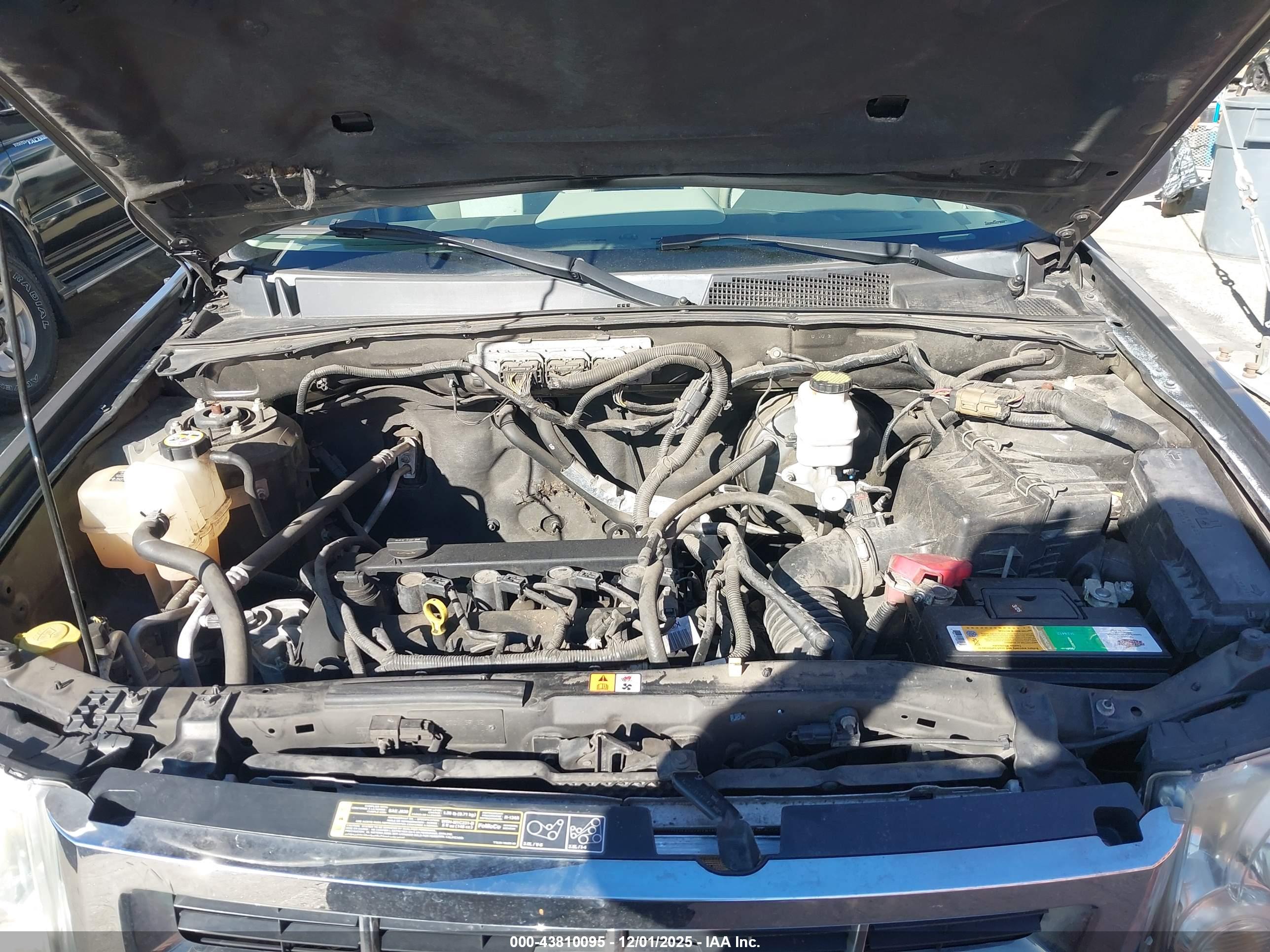 FORD ESCAPE image 10