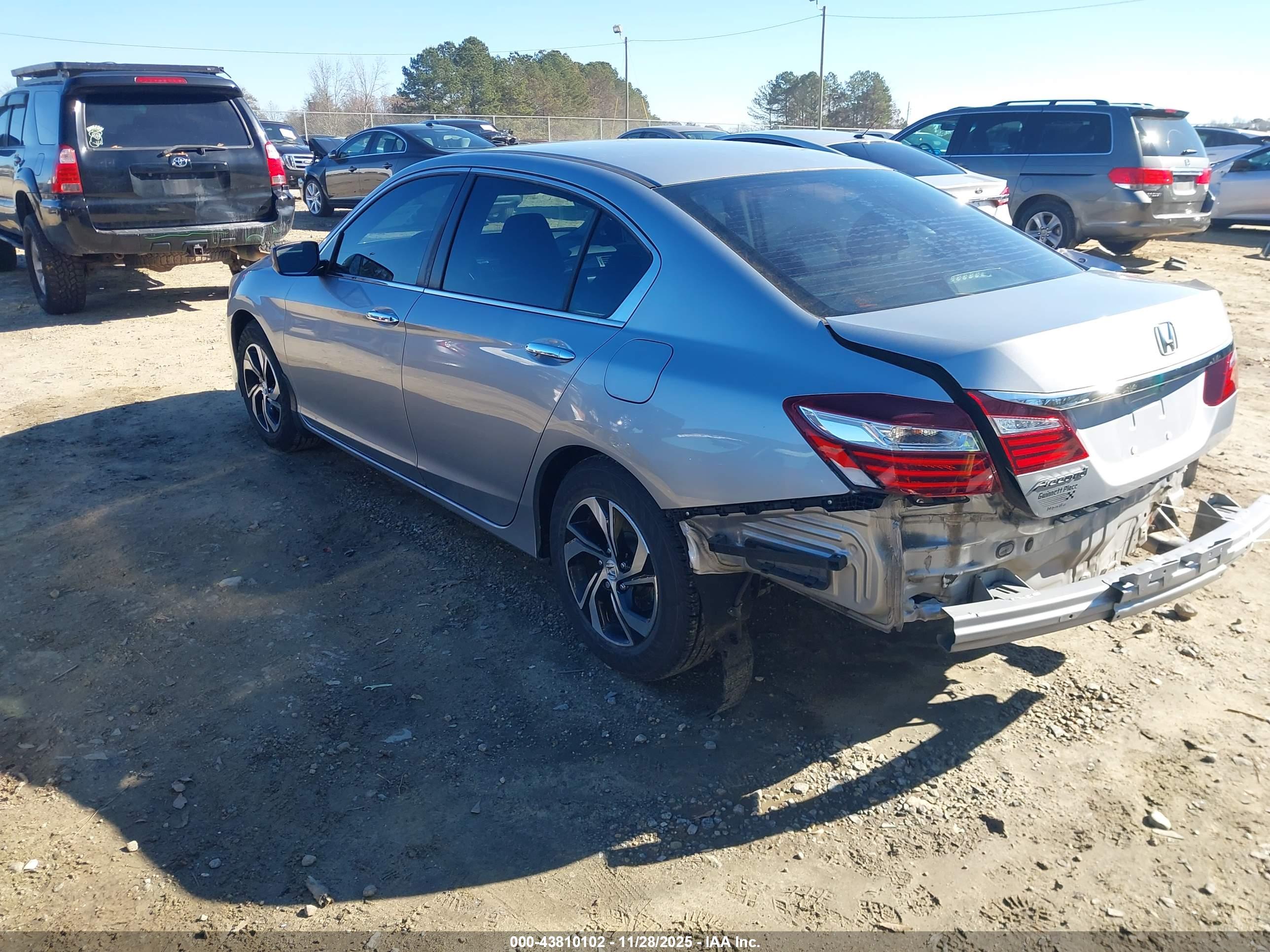 HONDA ACCORD image 3