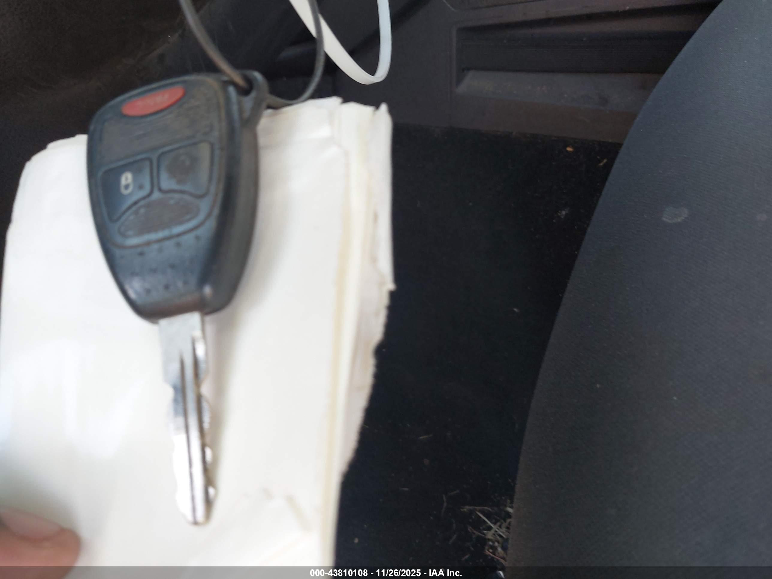 DODGE NITRO image 11