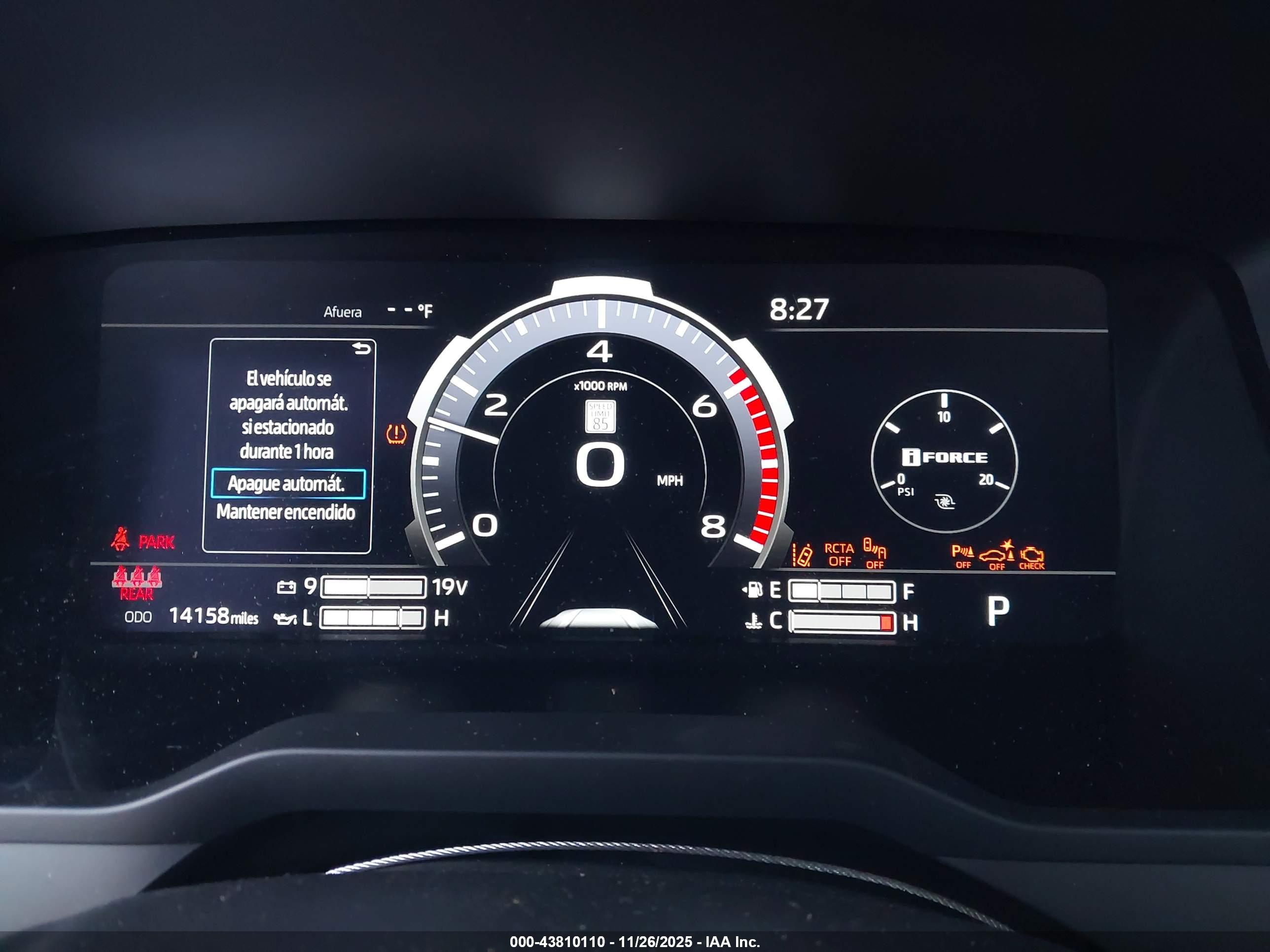 TOYOTA TUNDRA image 7