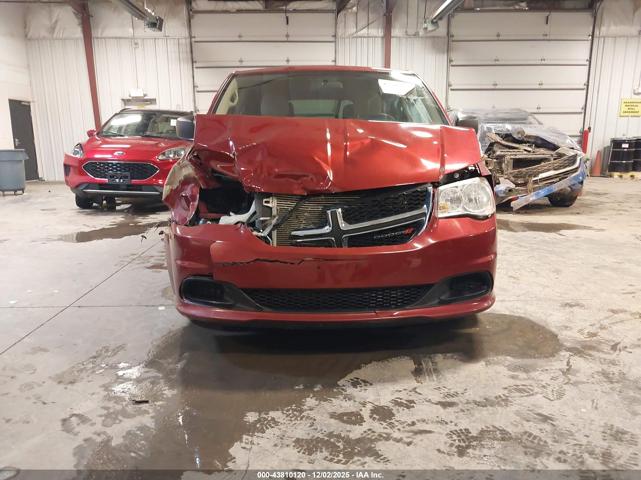 DODGE GRAND image 6