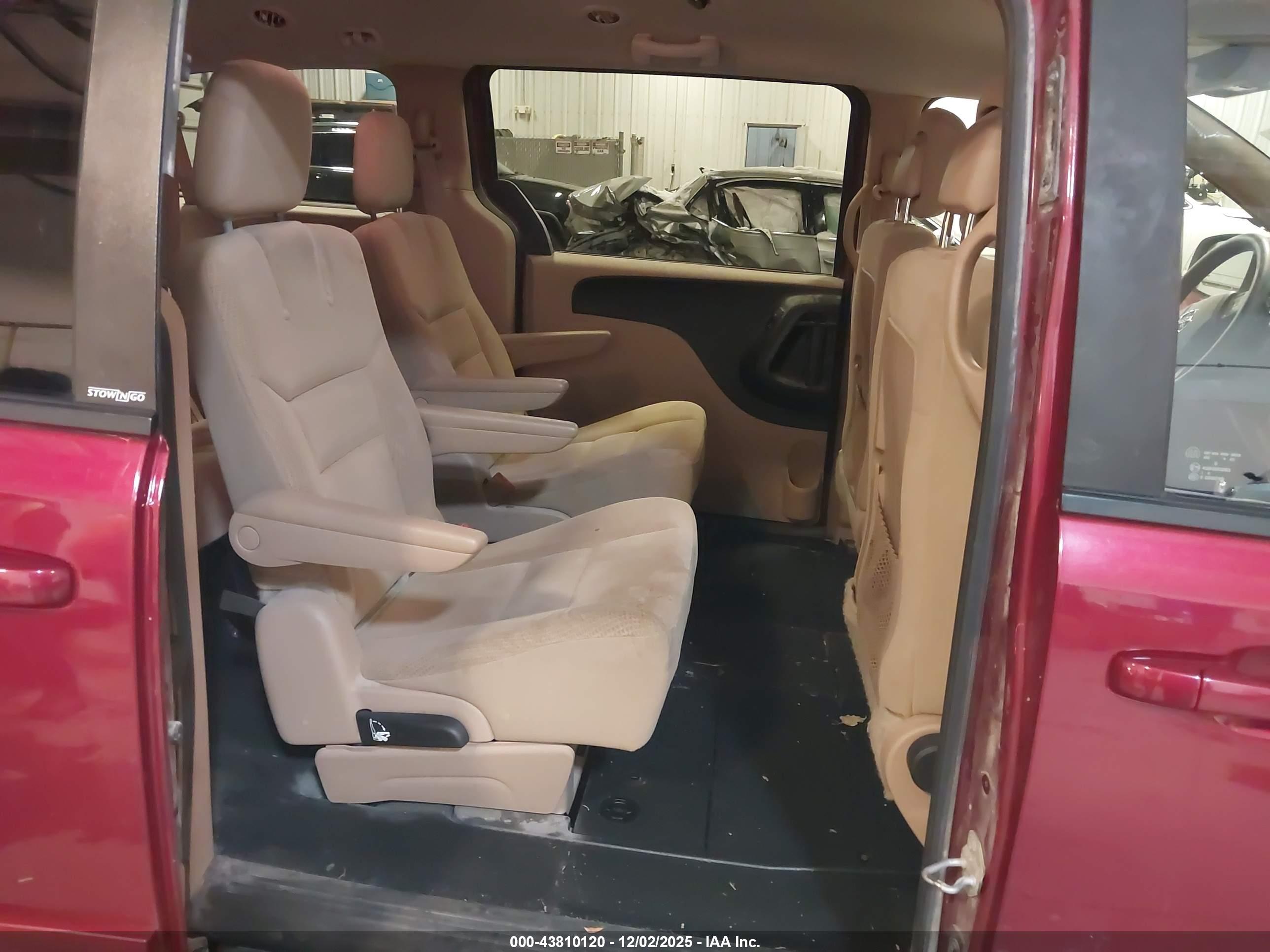 DODGE GRAND image 8