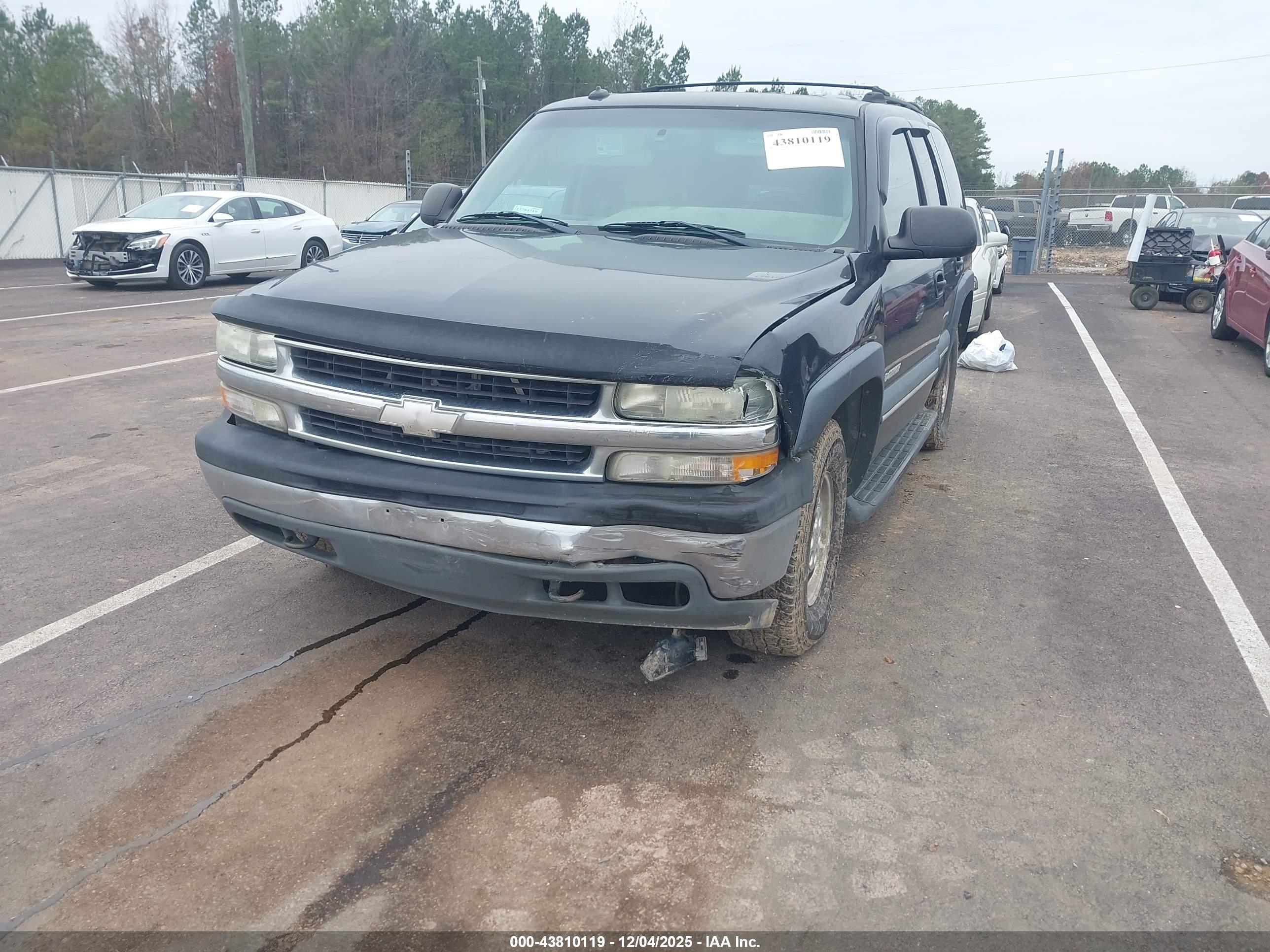CHEVROLET TAHOE image 6