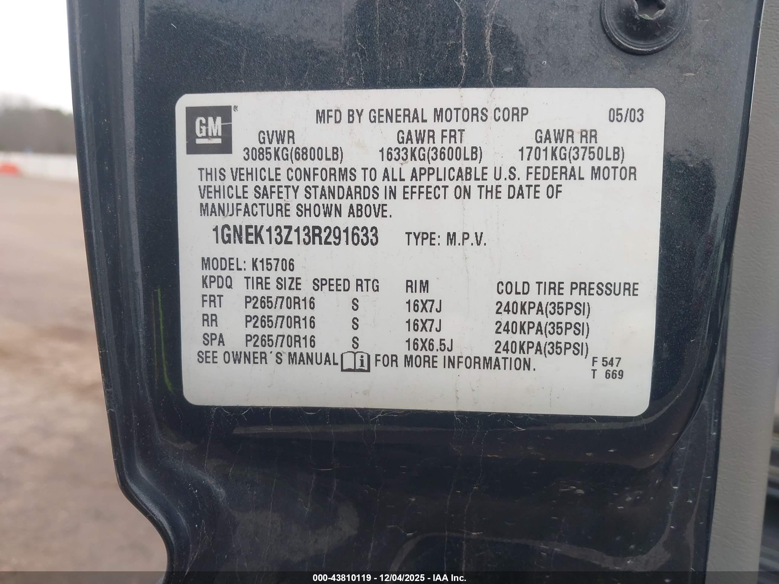 CHEVROLET TAHOE image 9