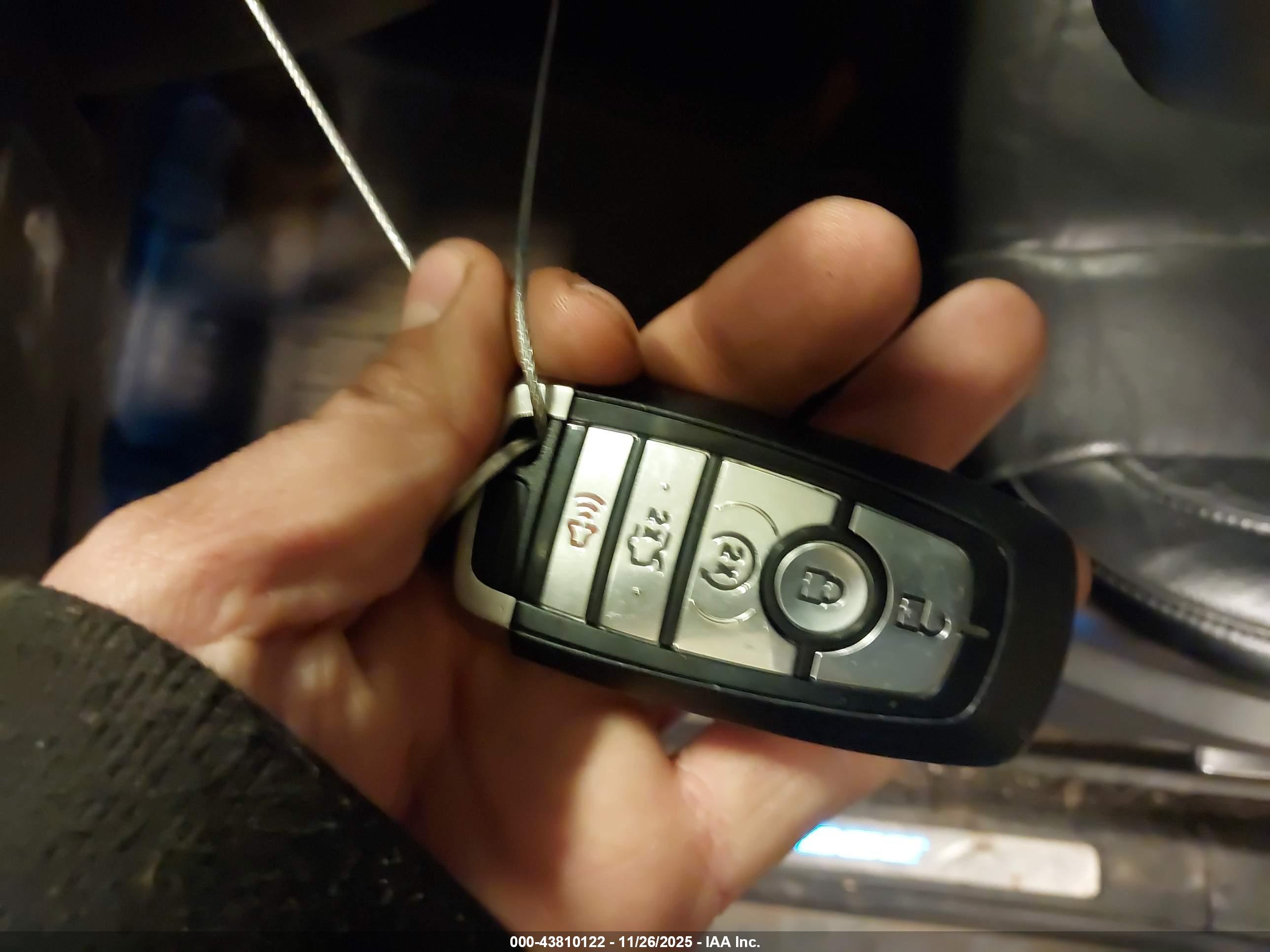 FORD EDGE image 11