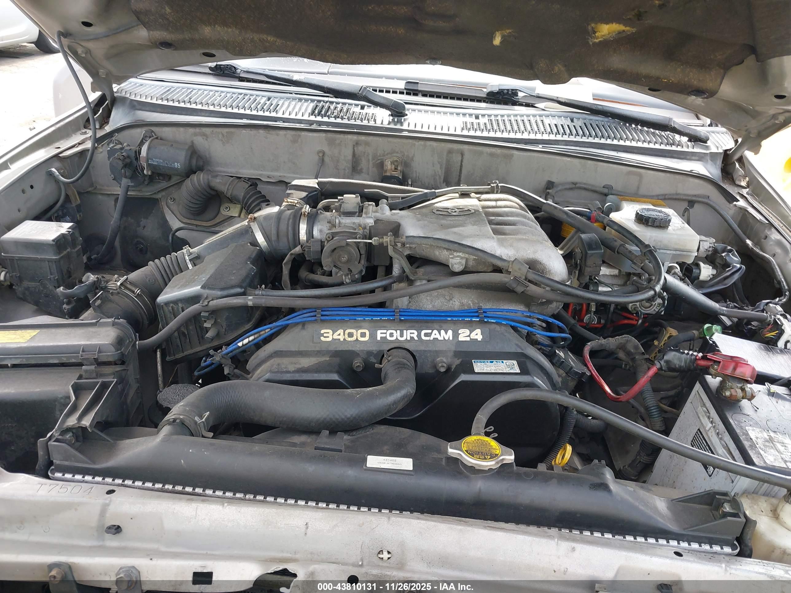 TOYOTA 4RUNNER image 10