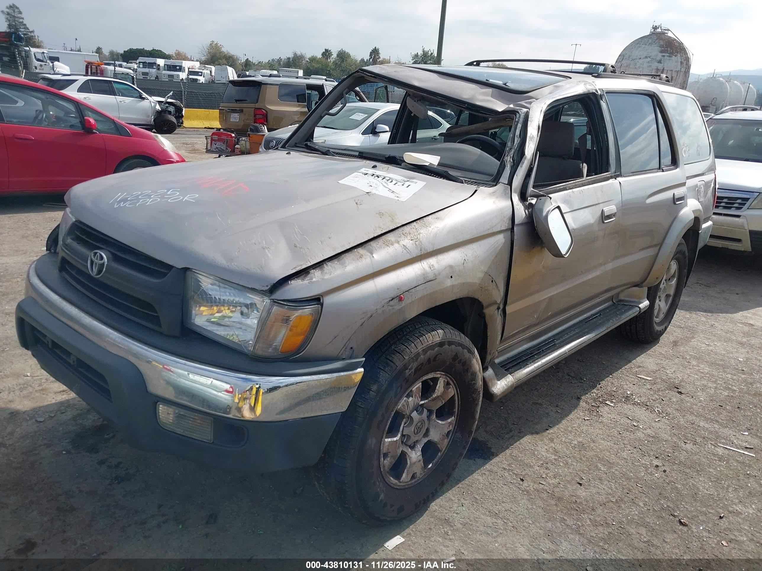 TOYOTA 4RUNNER image 2