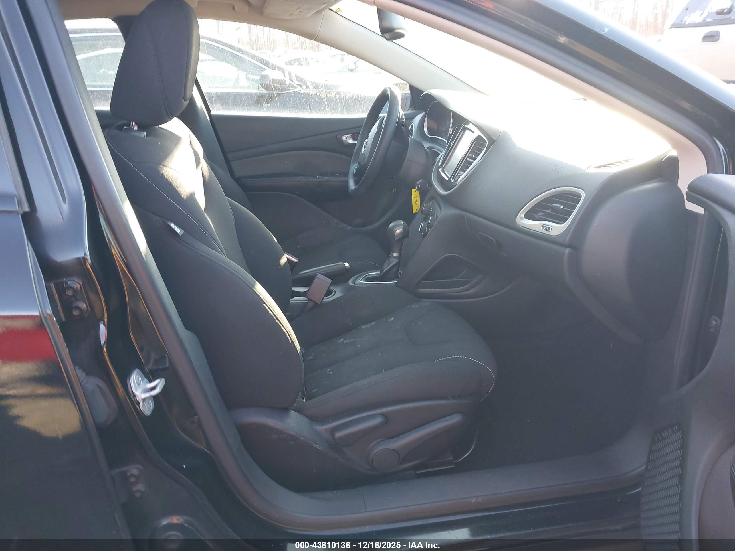 DODGE DART image 5