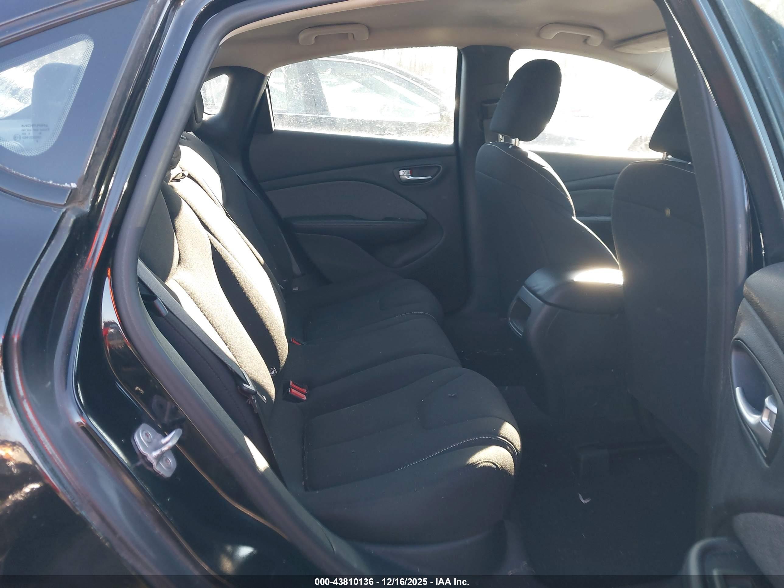 DODGE DART image 8