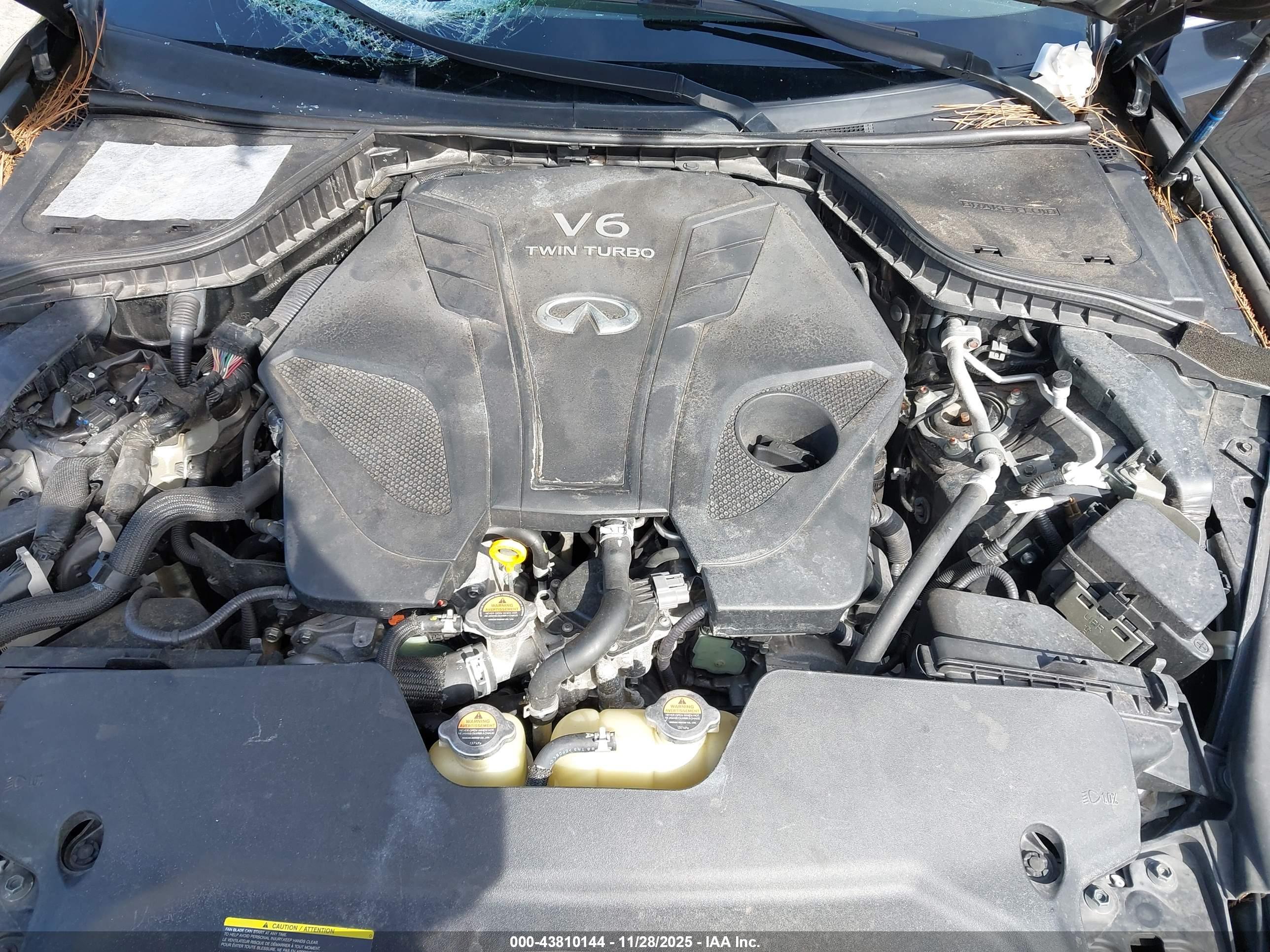 INFINITI Q60 image 10