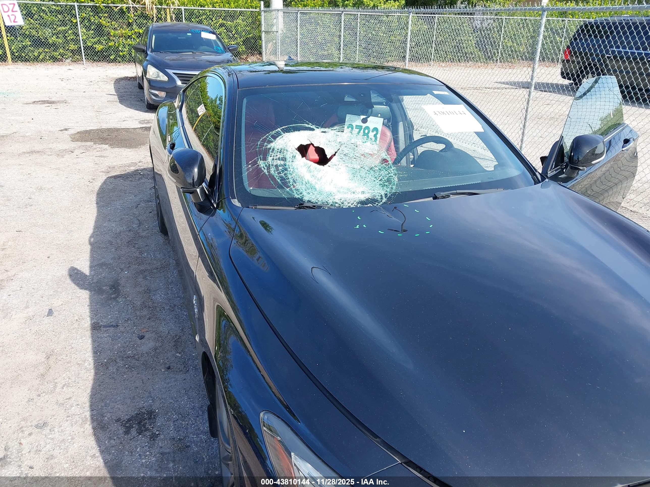 INFINITI Q60 image 6