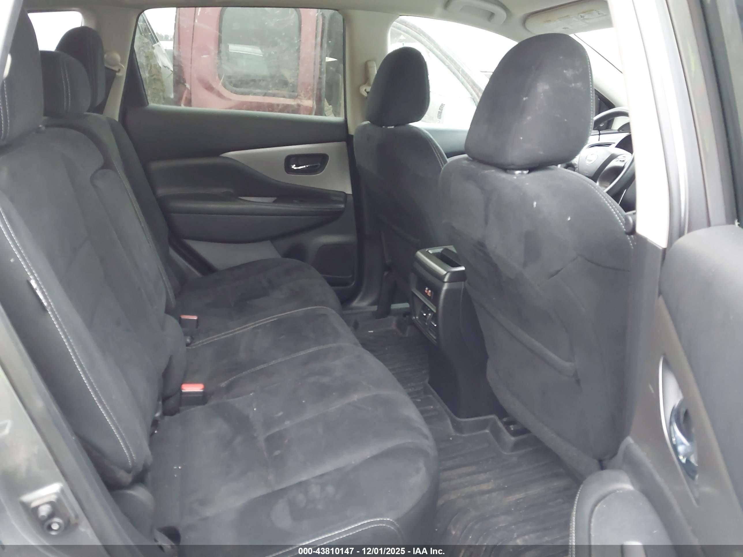 NISSAN MURANO image 8