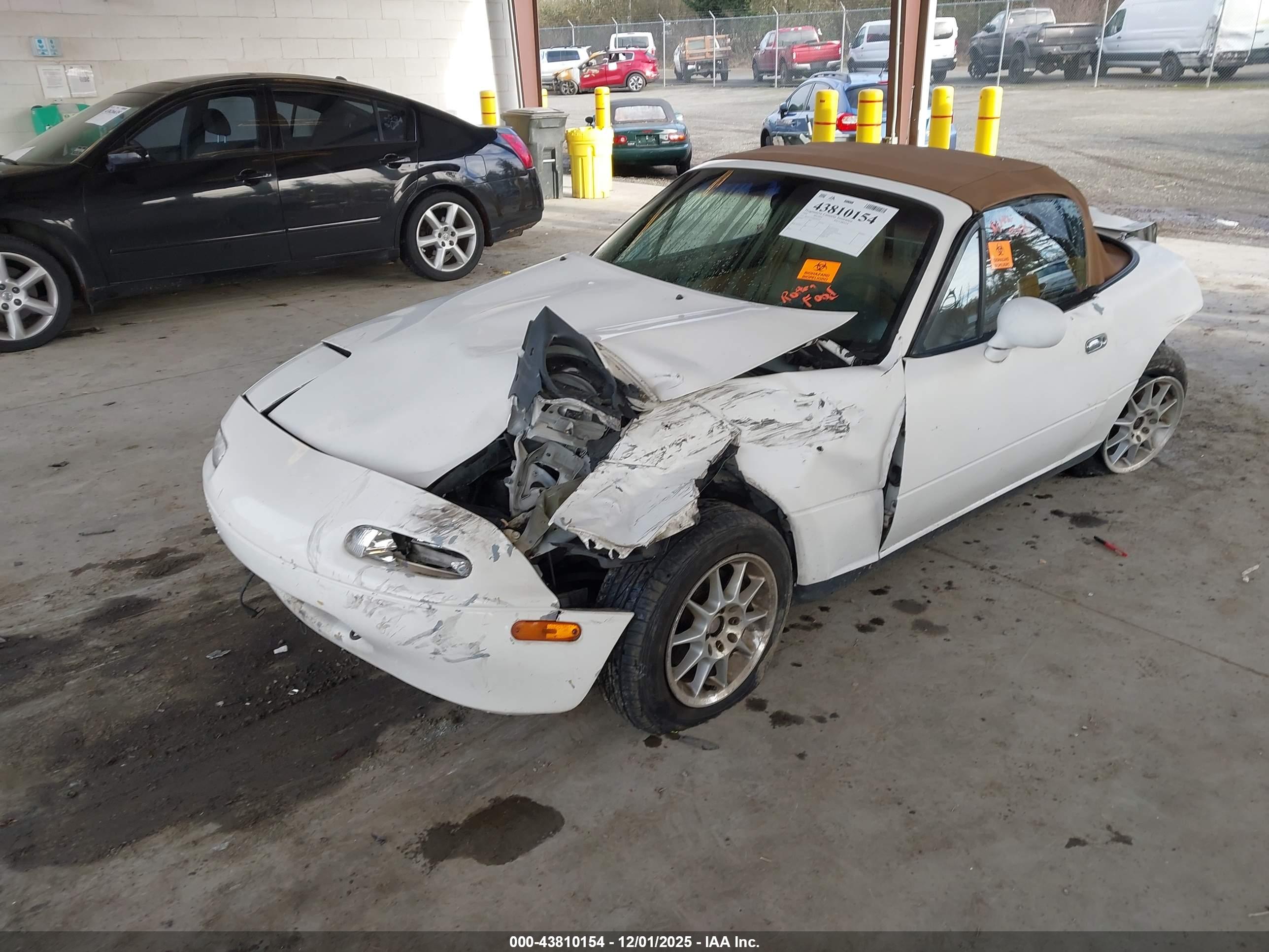 MAZDA MX-5 image 2