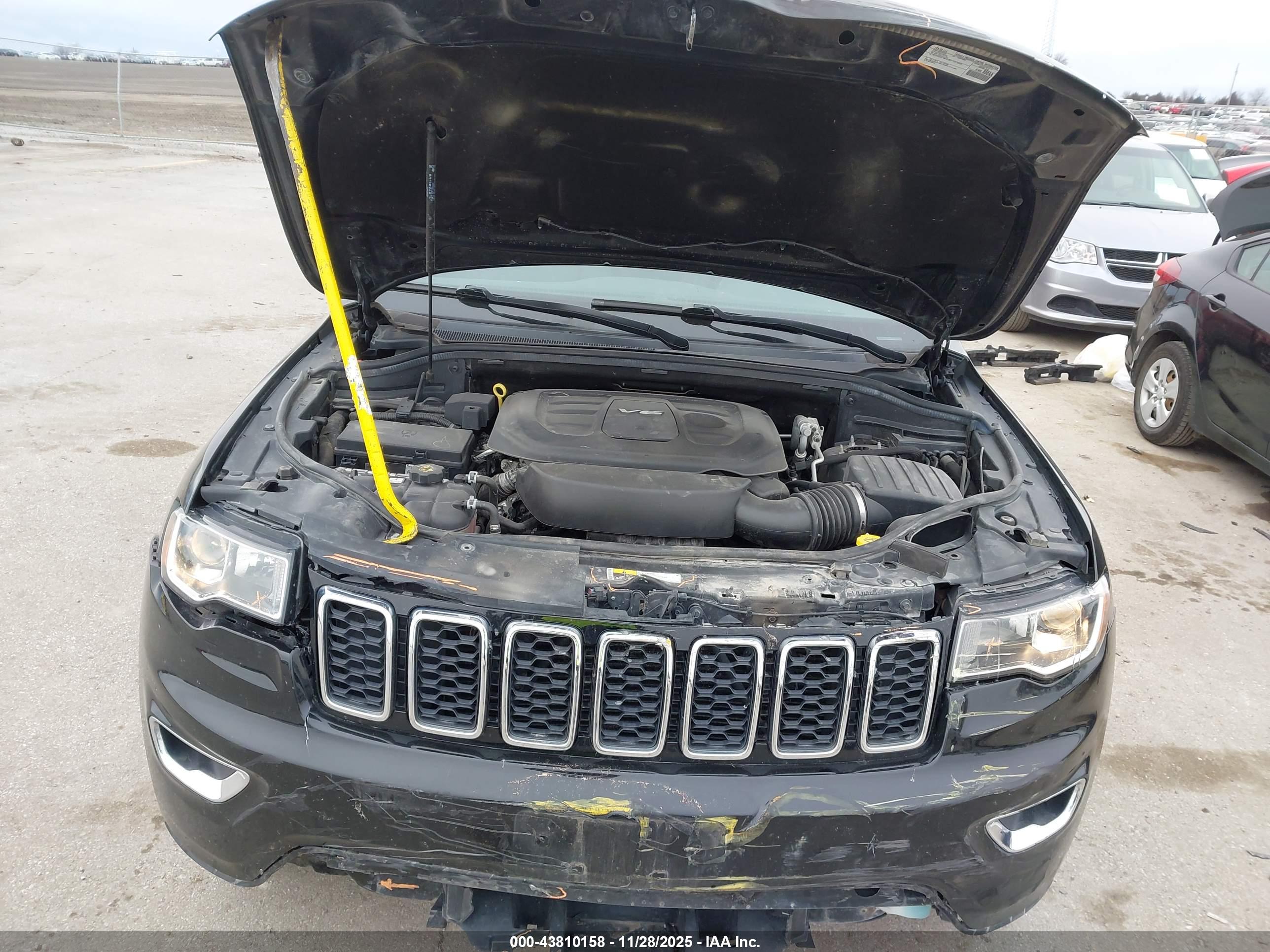 JEEP GRAND image 10