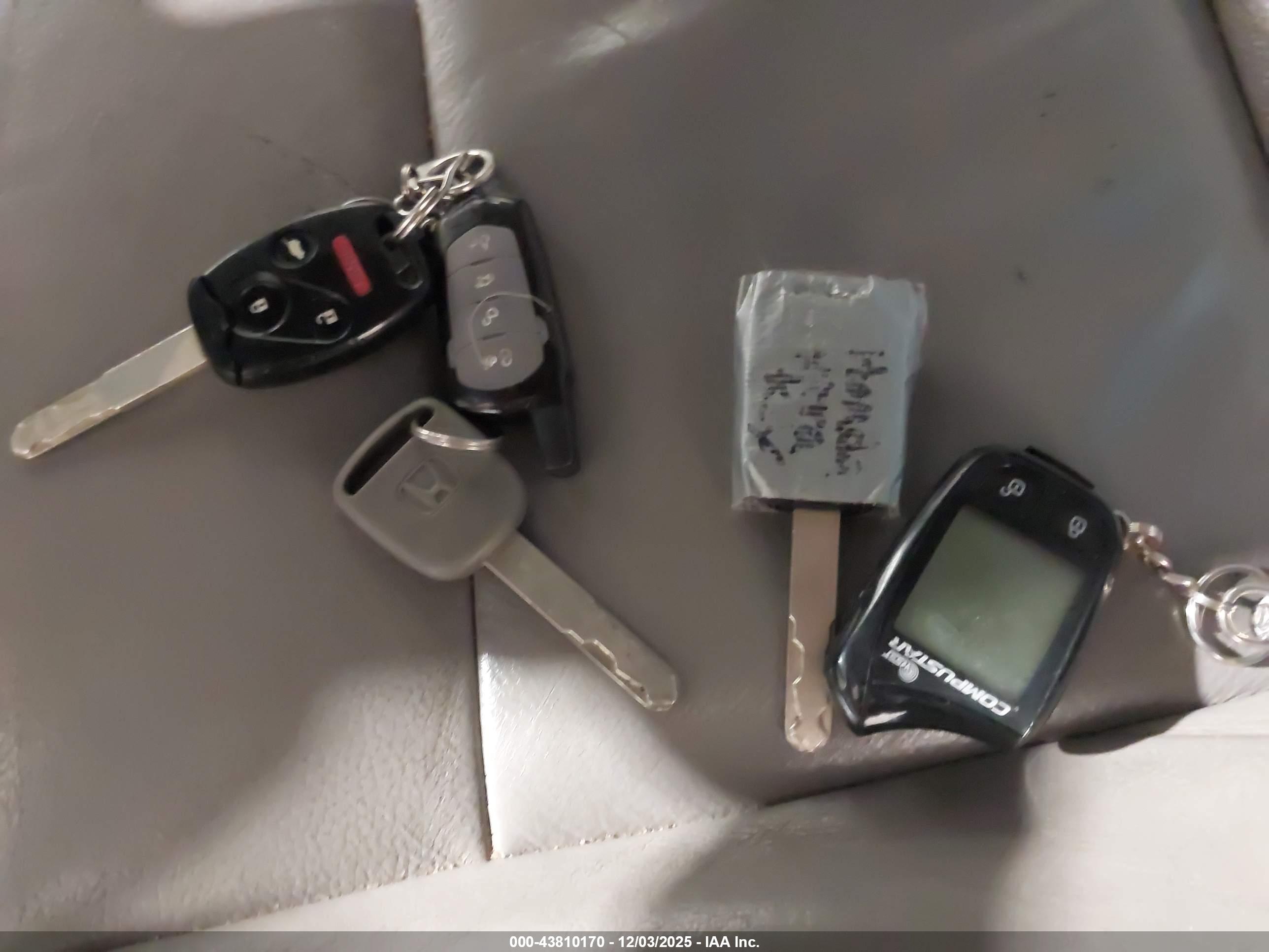 HONDA PILOT image 11