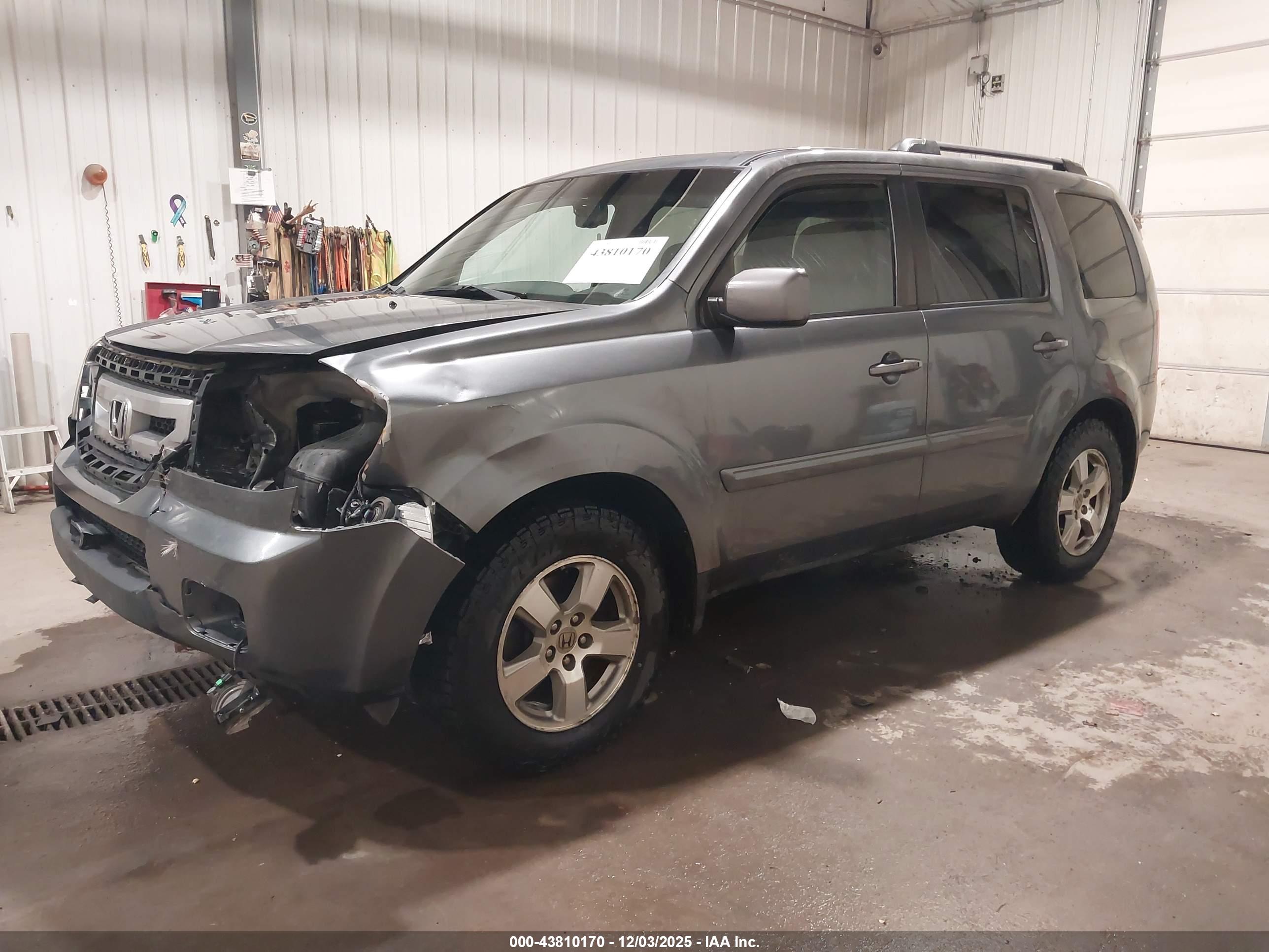 HONDA PILOT image 2