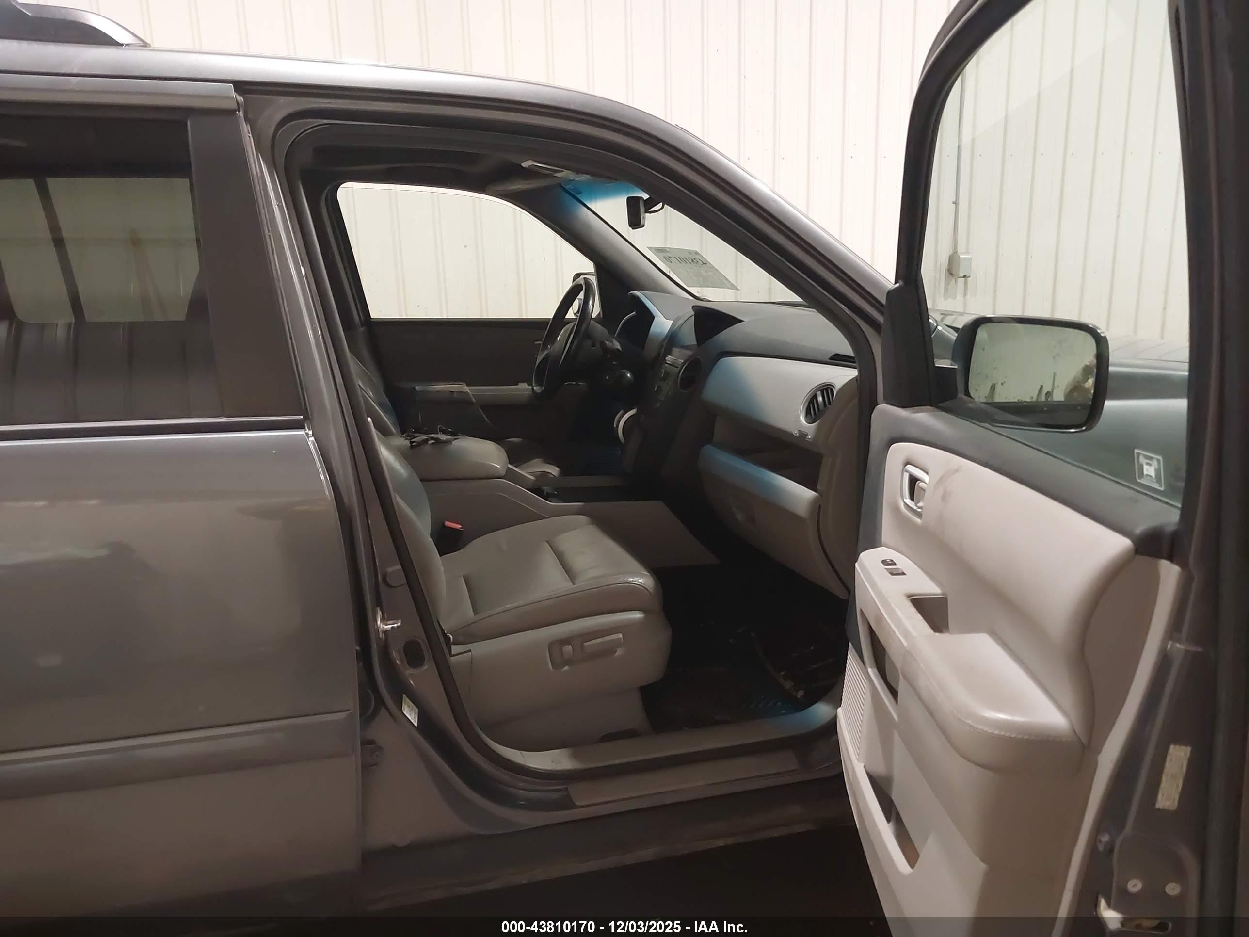 HONDA PILOT image 5
