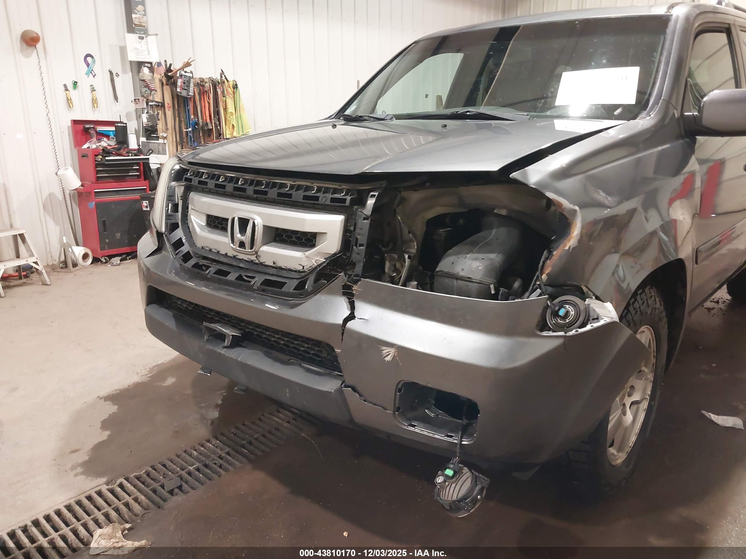 HONDA PILOT image 6