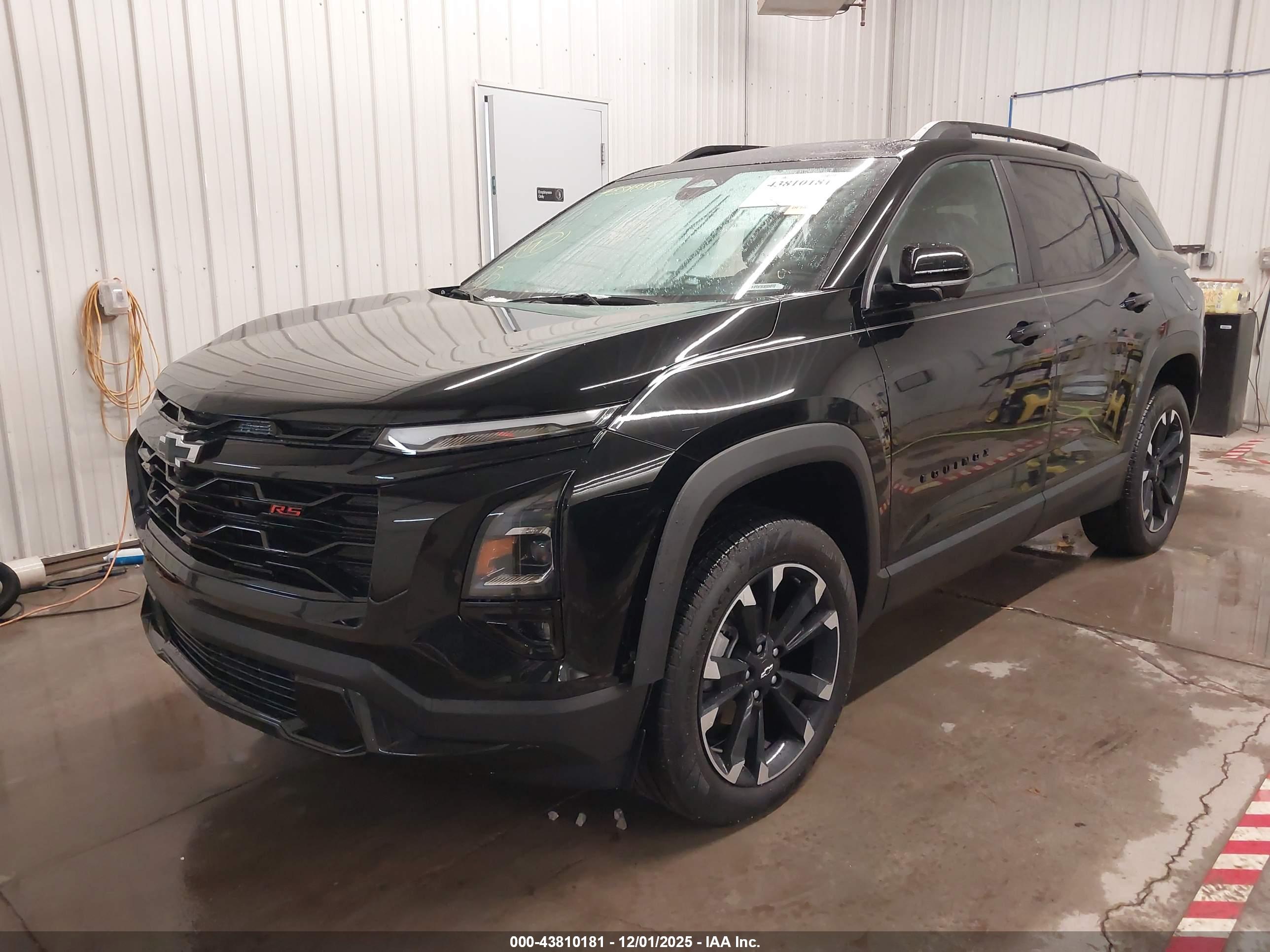 CHEVROLET EQUINOX image 2
