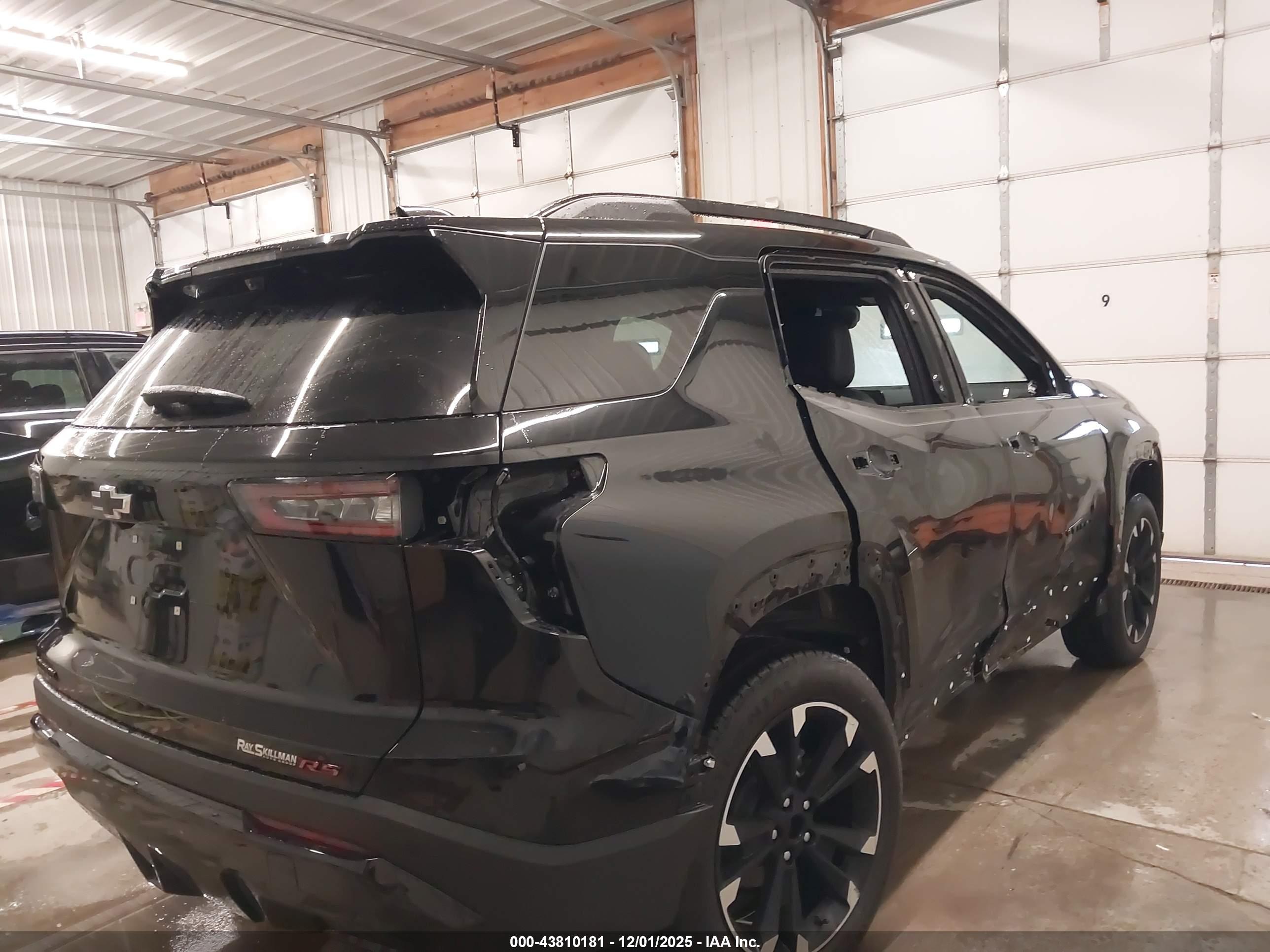 CHEVROLET EQUINOX image 6