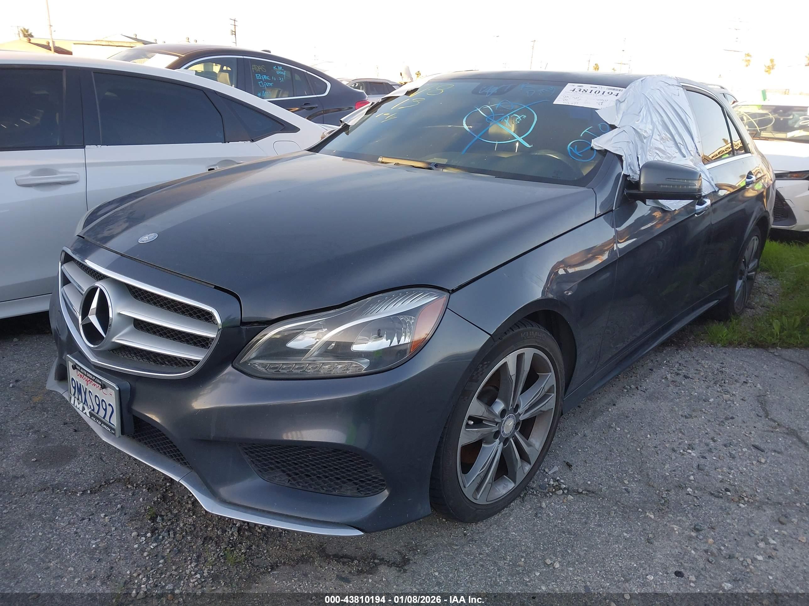 MERCEDES-BENZ E image 2