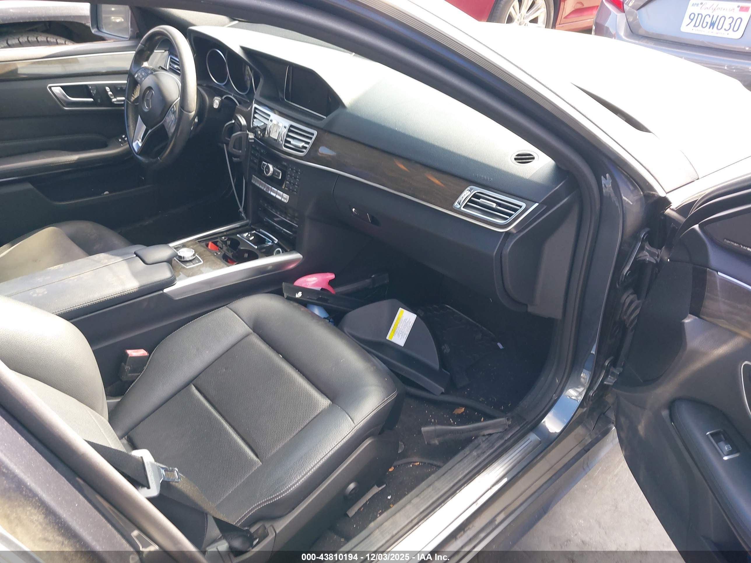 MERCEDES-BENZ E image 5