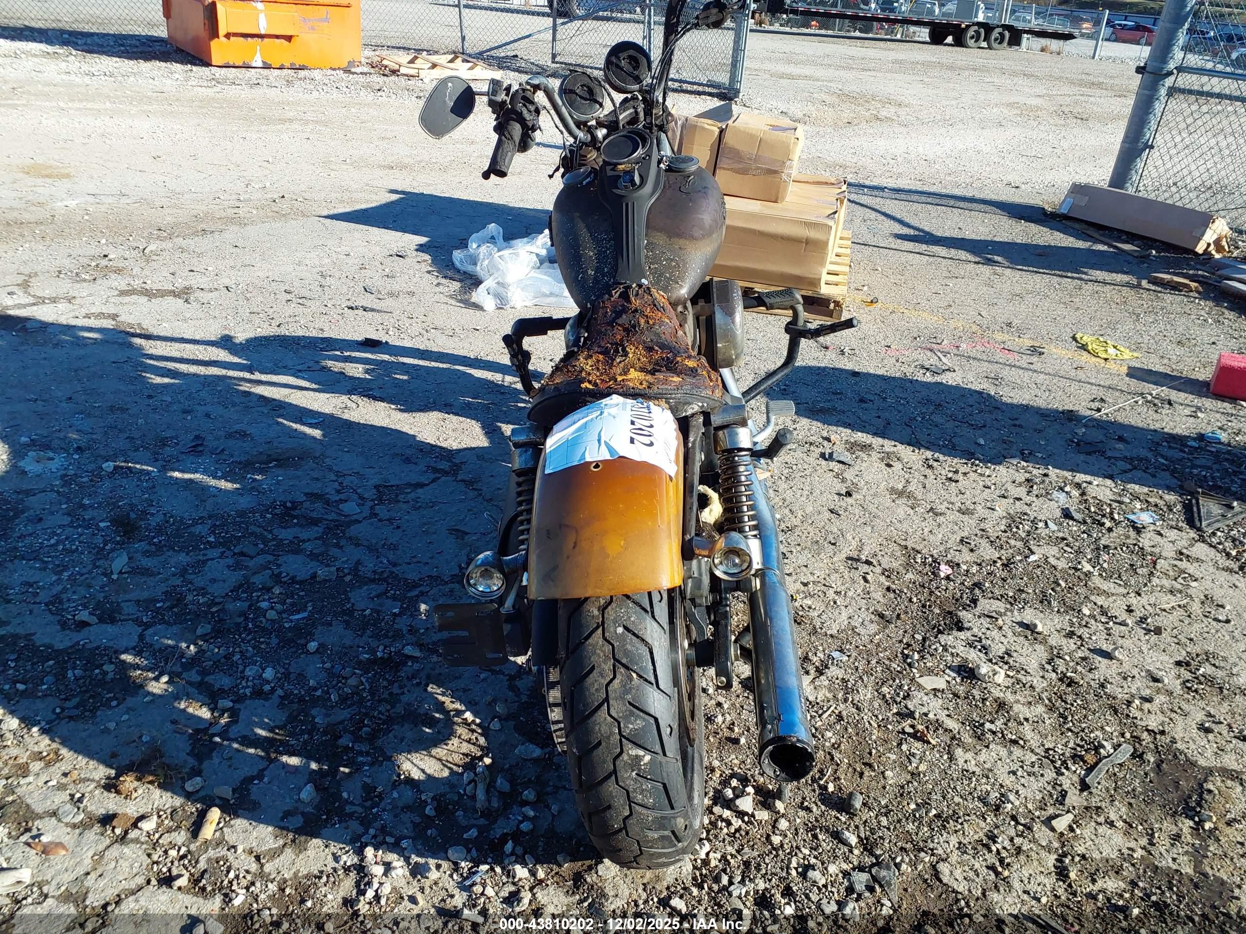 HARLEY-DAVIDSON FXDB image 6