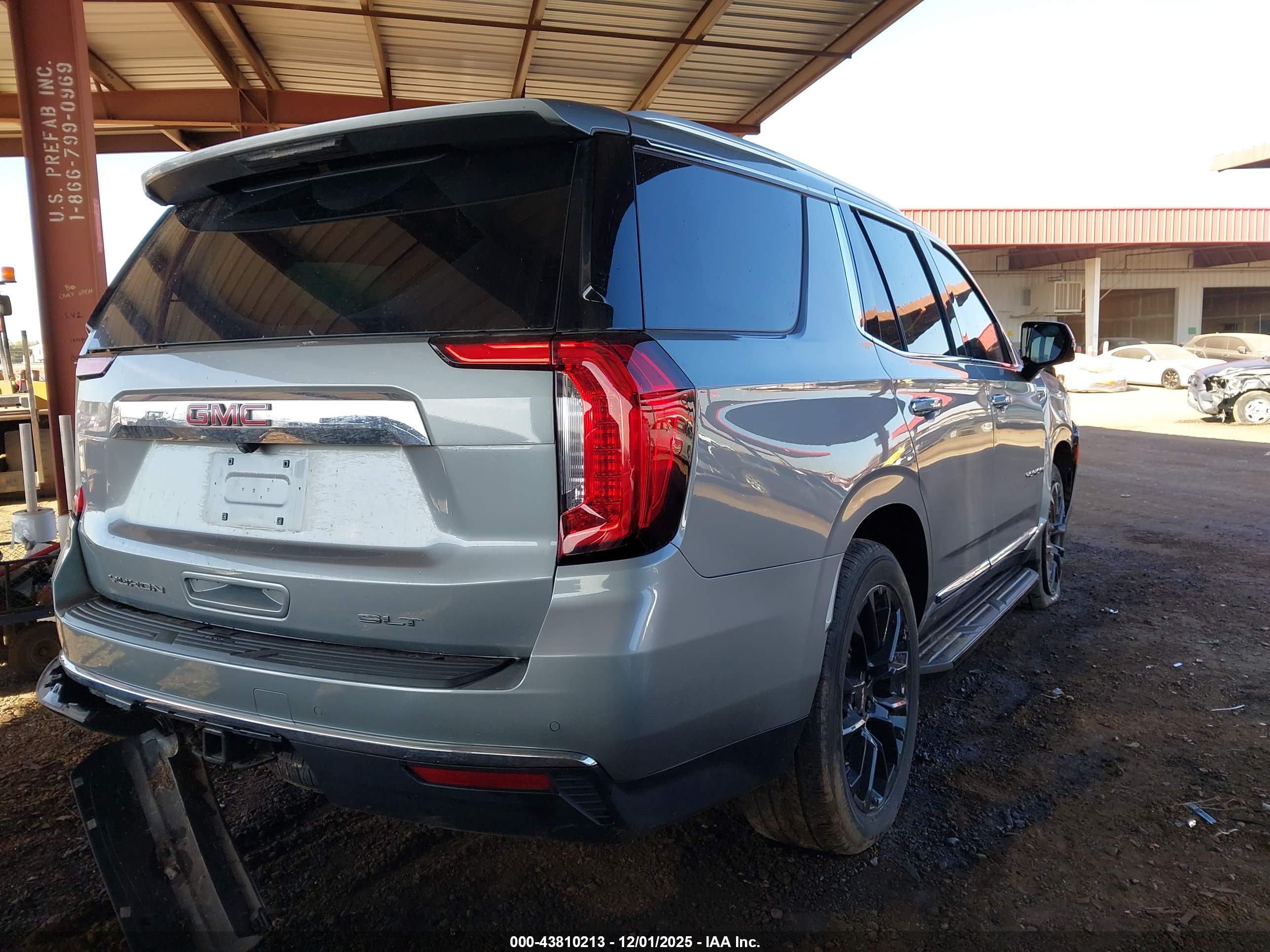 GMC YUKON image 4