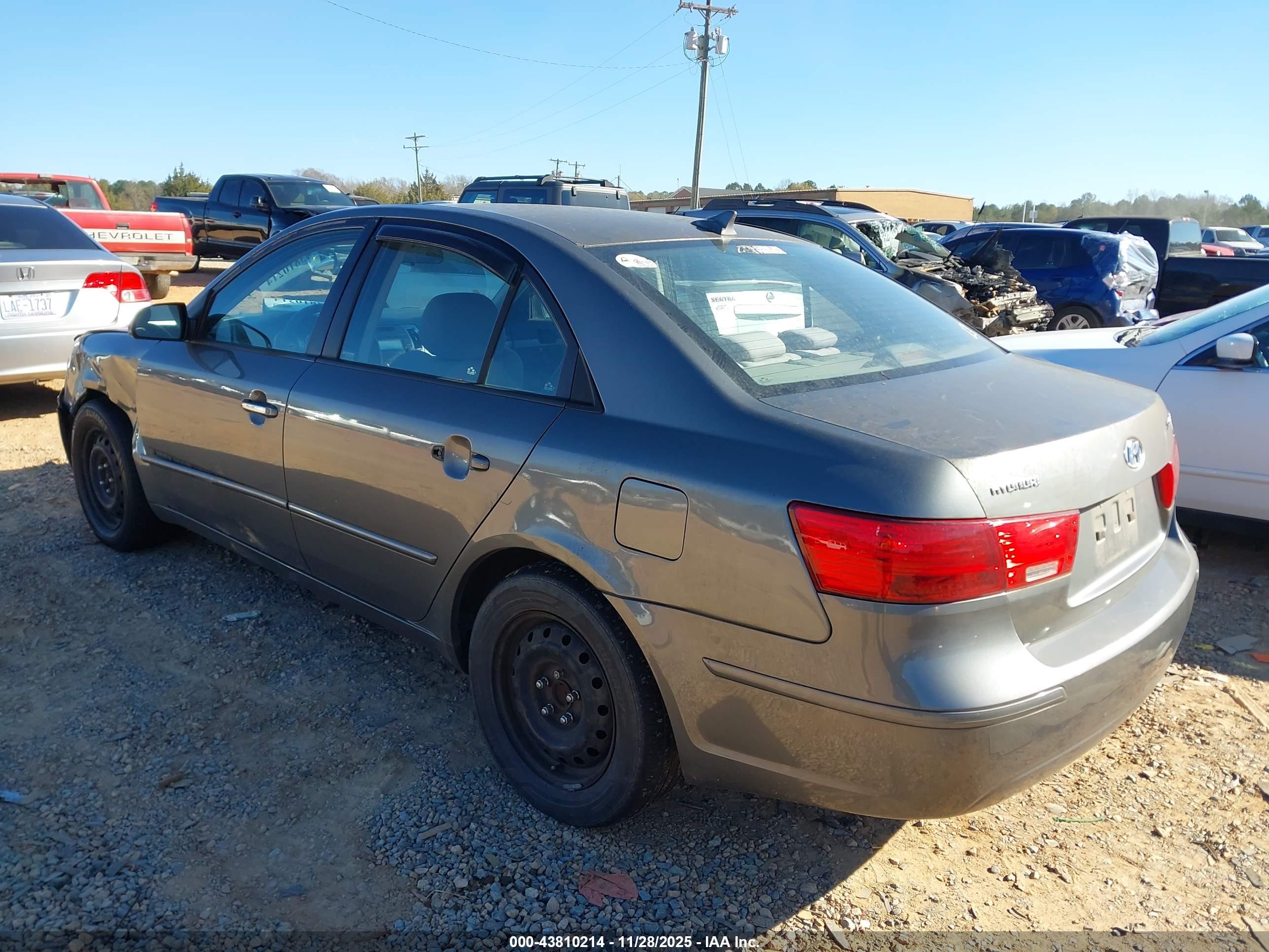 HYUNDAI SONATA image 3