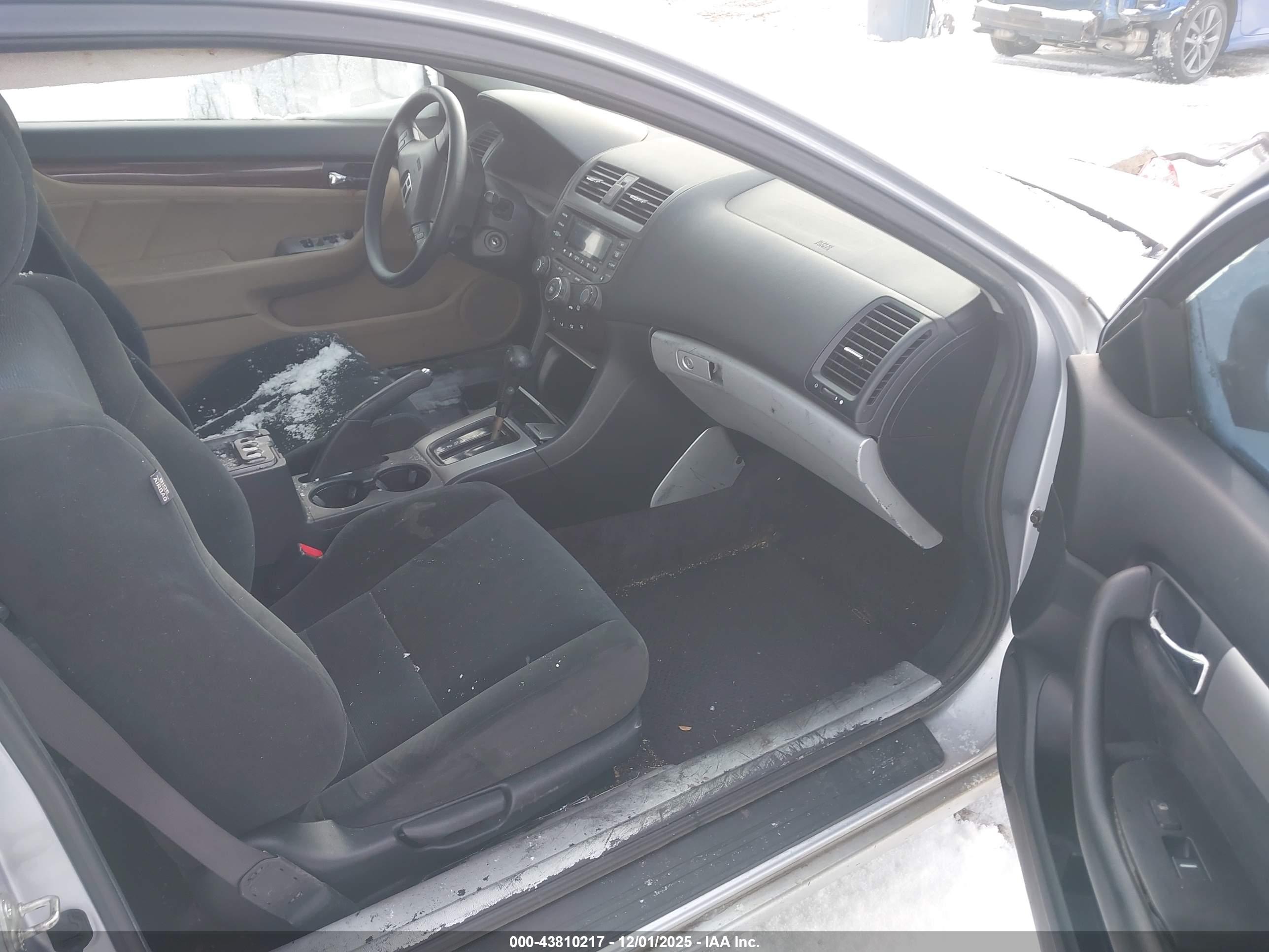 HONDA ACCORD image 5