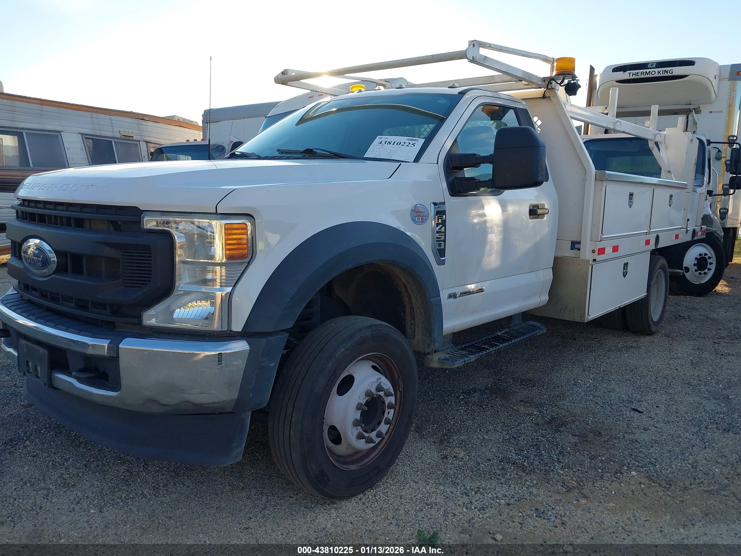 FORD F-450 image 2